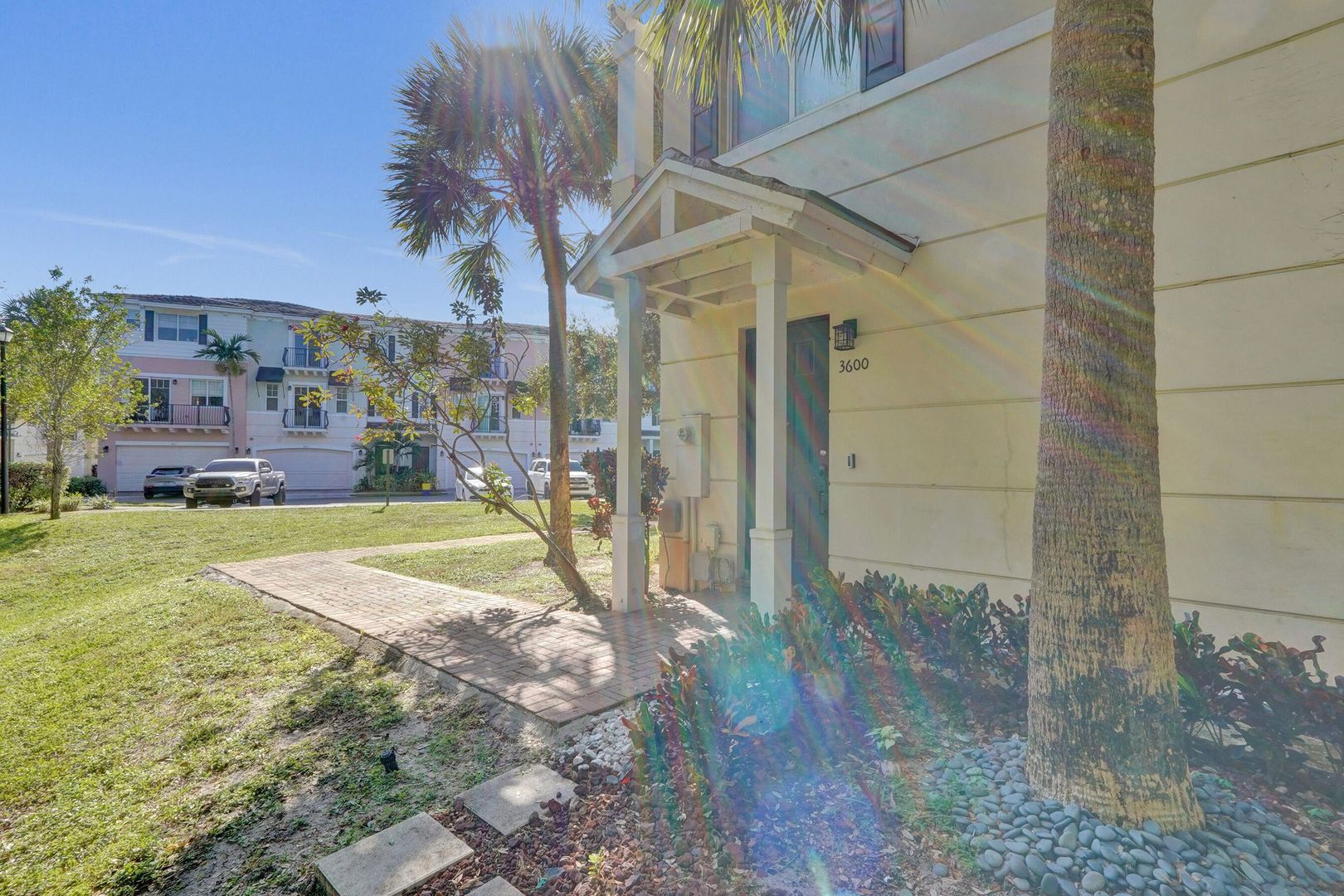 BOCA RATON House: 3600 NW 5TH TER