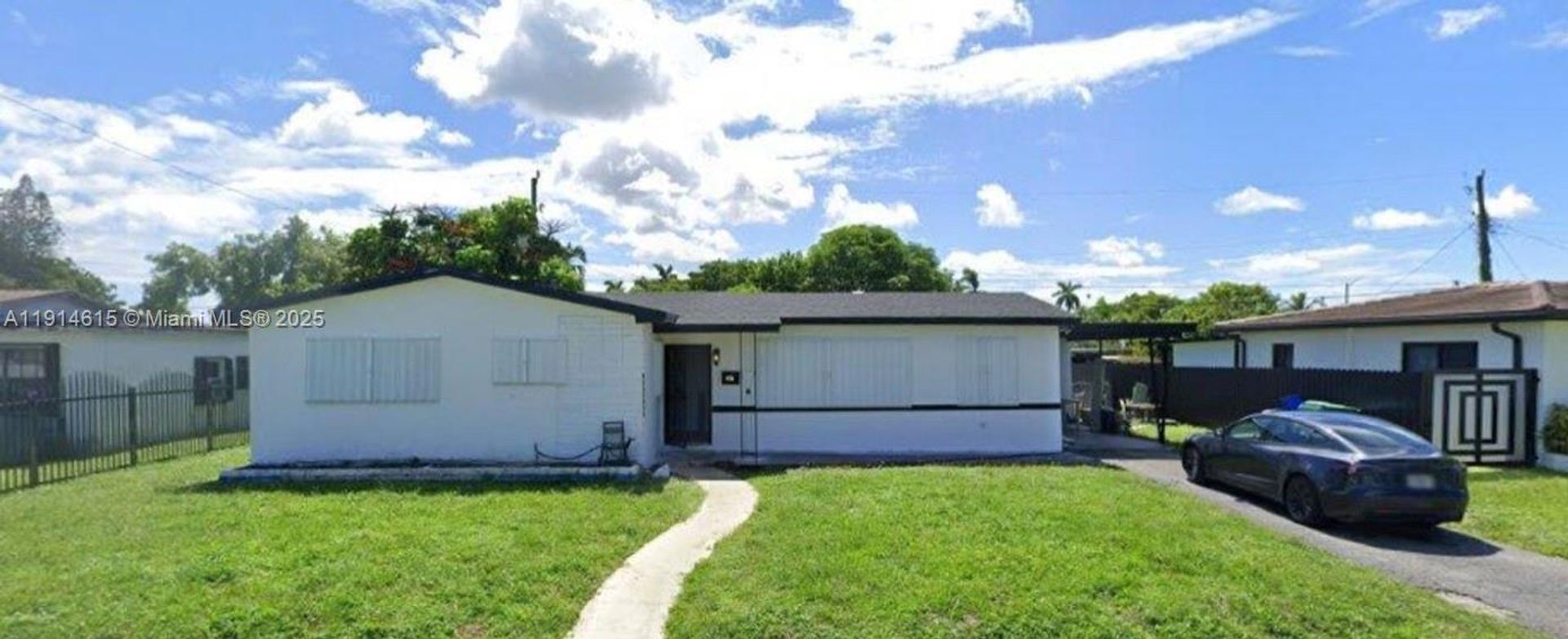 MIAMI GARDENS House: 1430 NW 176TH TER