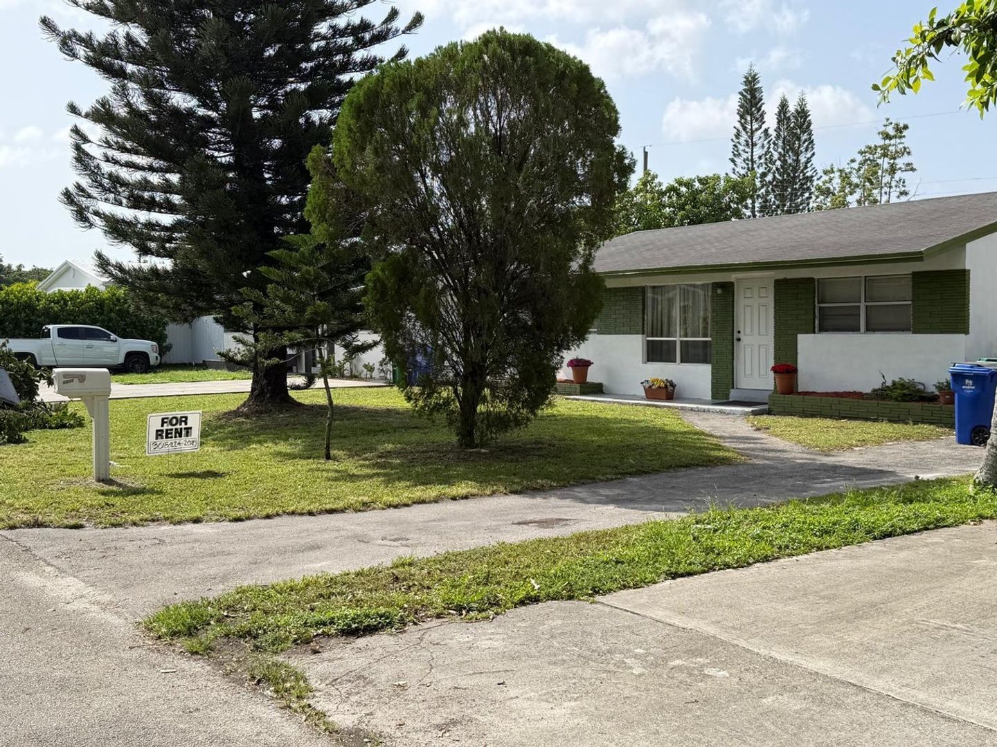 MIRAMAR House: 6328 SW 20TH ST #0