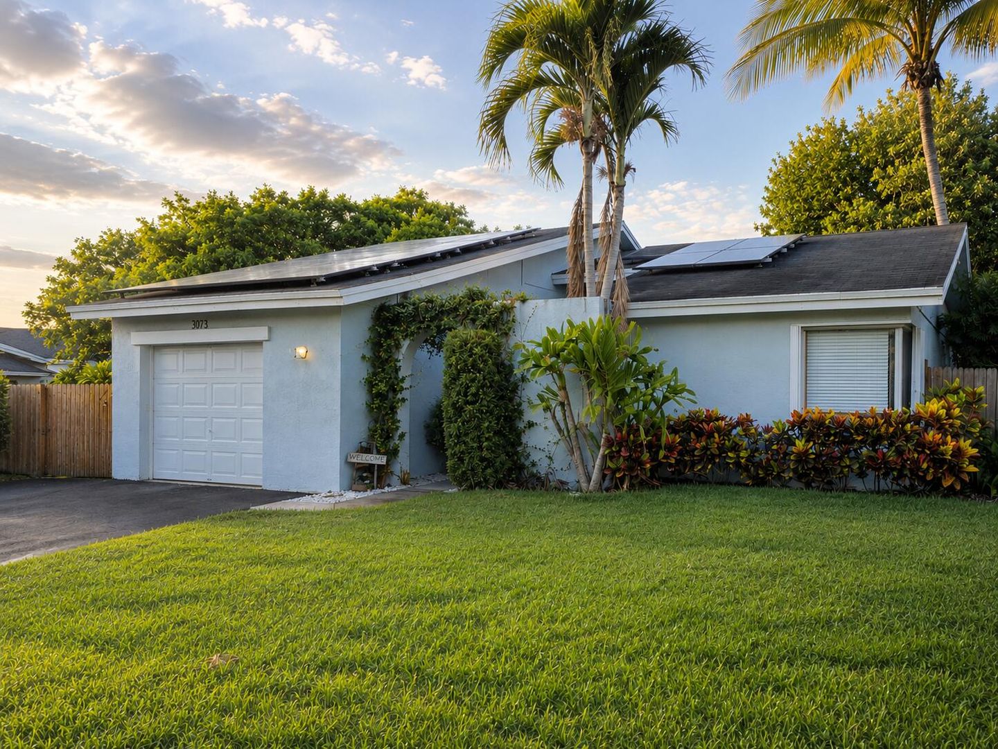 DEERFIELD BEACH, House: 3873 NW 2ND CT #0