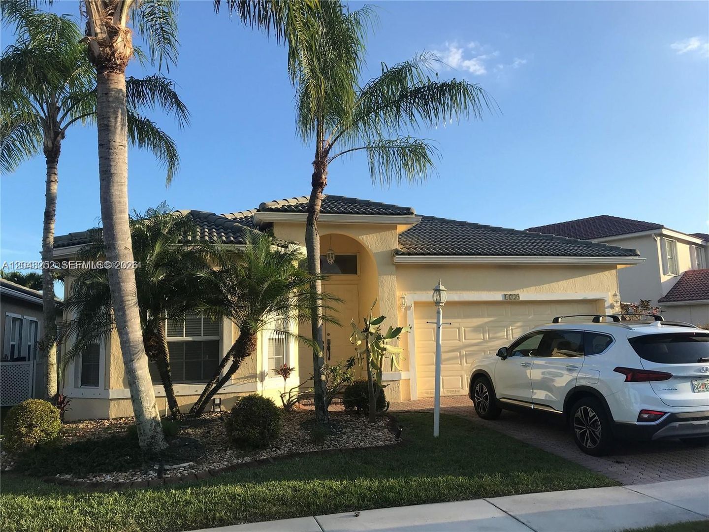 CORAL SPRINGS House: 4729 NW 120TH DR #0