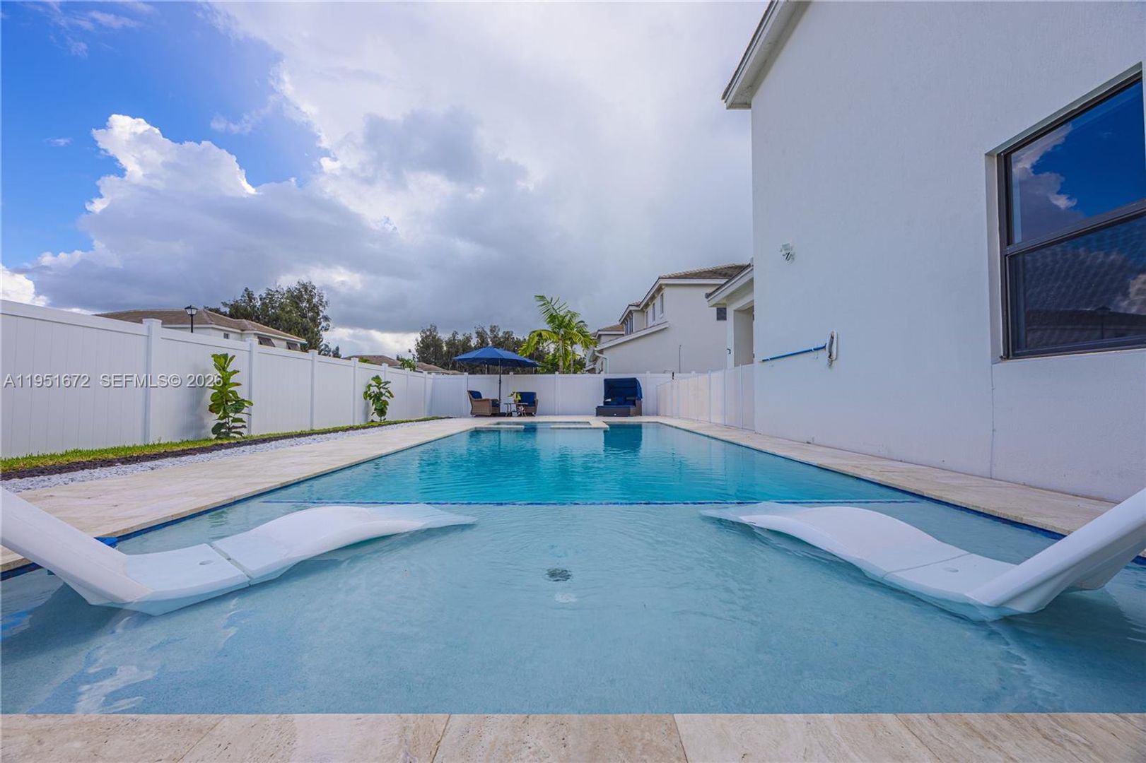 Jupiter House: 7126 Rockwood Road