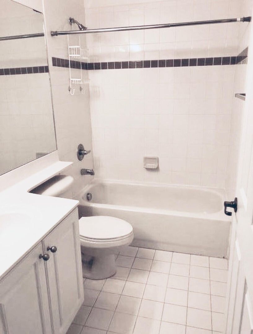 COOPER CITY House: 9715 DARLINGTON PL