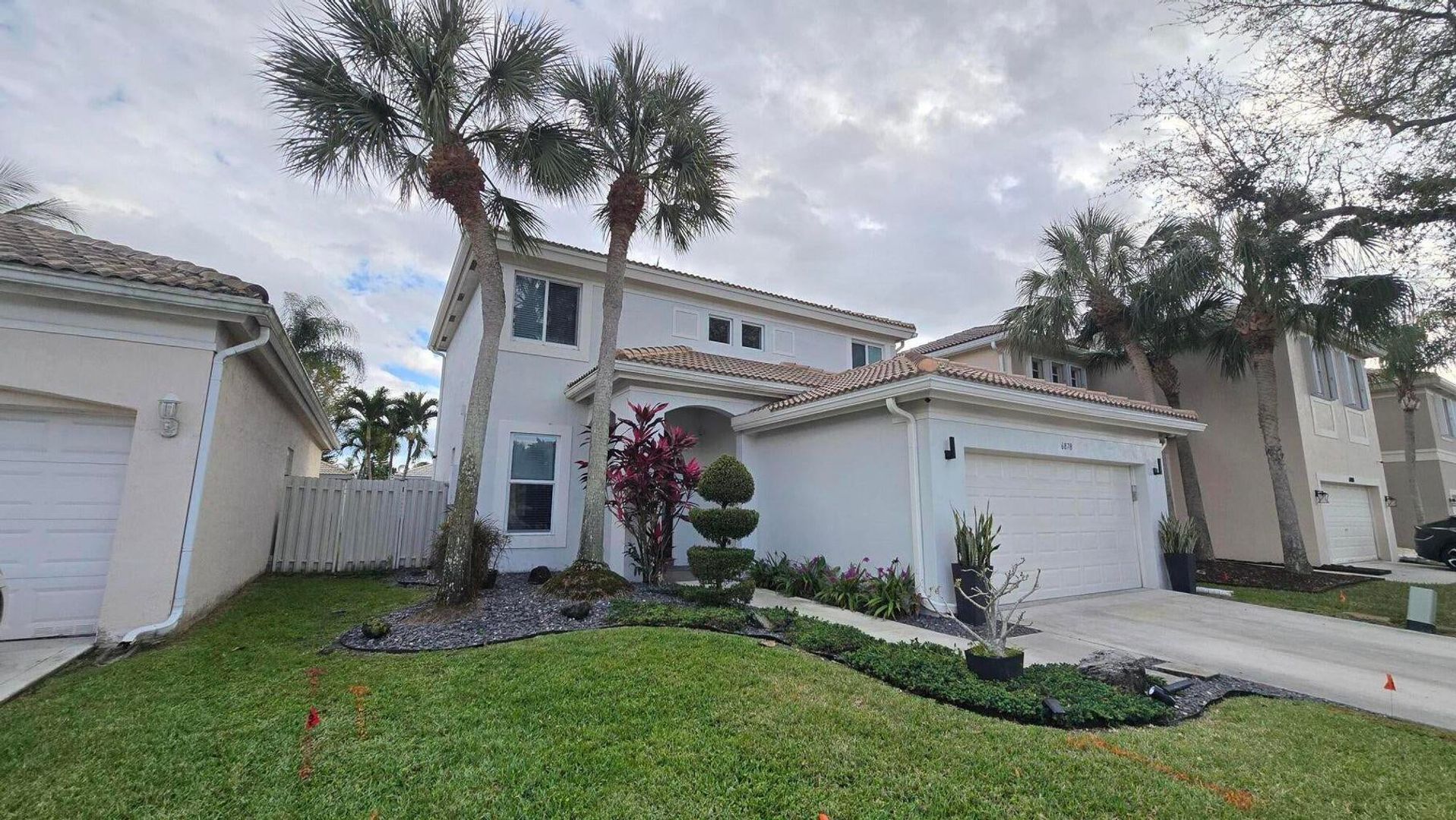 MARGATE House: 6878 NW 33RD ST #6878