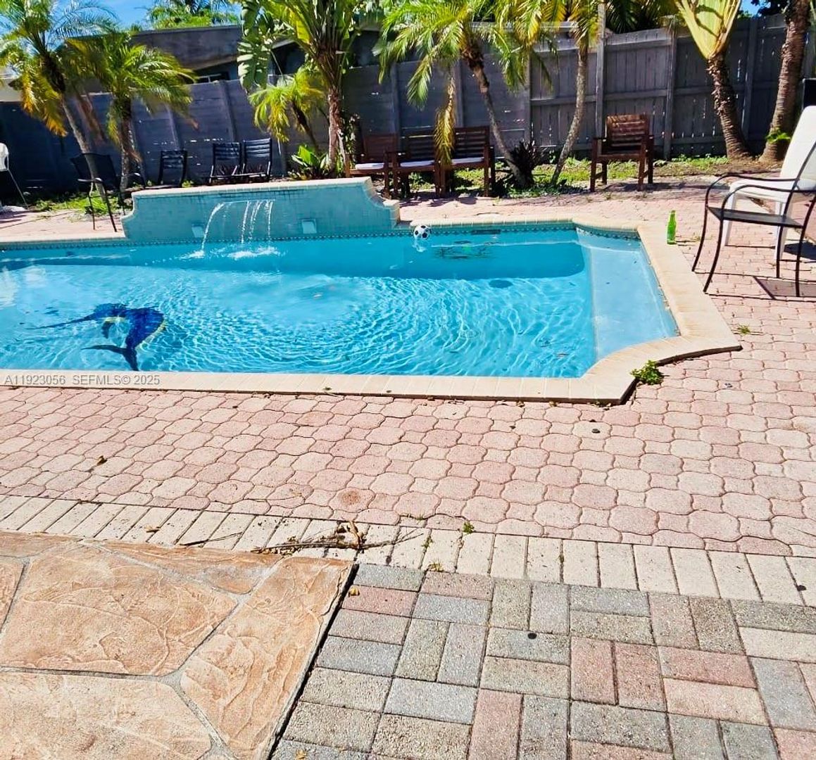 POMPANO BEACH House: 1773 NE 50TH ST #0