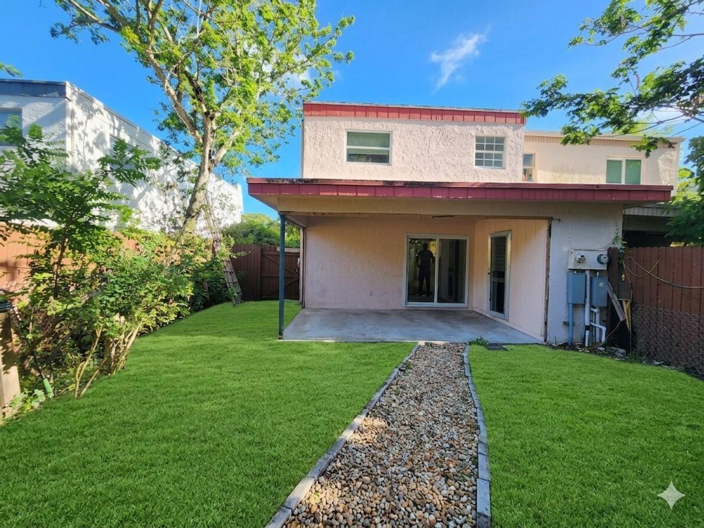 NORTH LAUDERDALE House: 7931 SW 7TH PL #7931