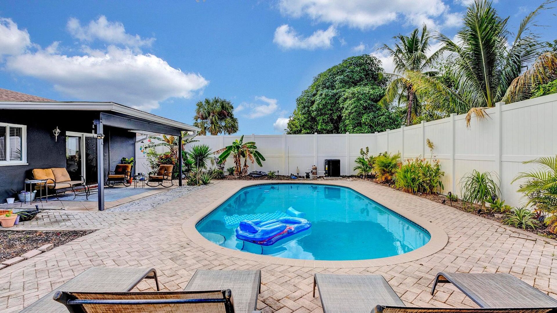 DELRAY BEACH House: 2941 ANGLER DR #2941