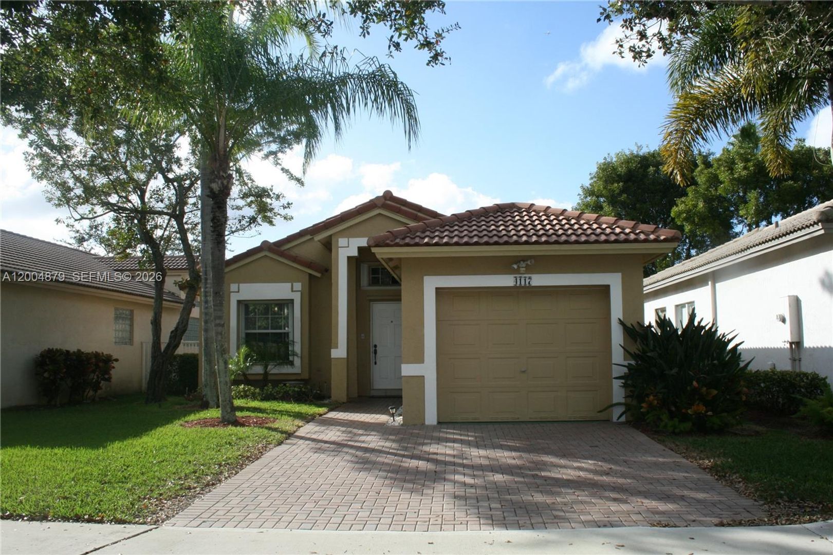 WESTON House: 4117 SAPPHIRE BND #4117