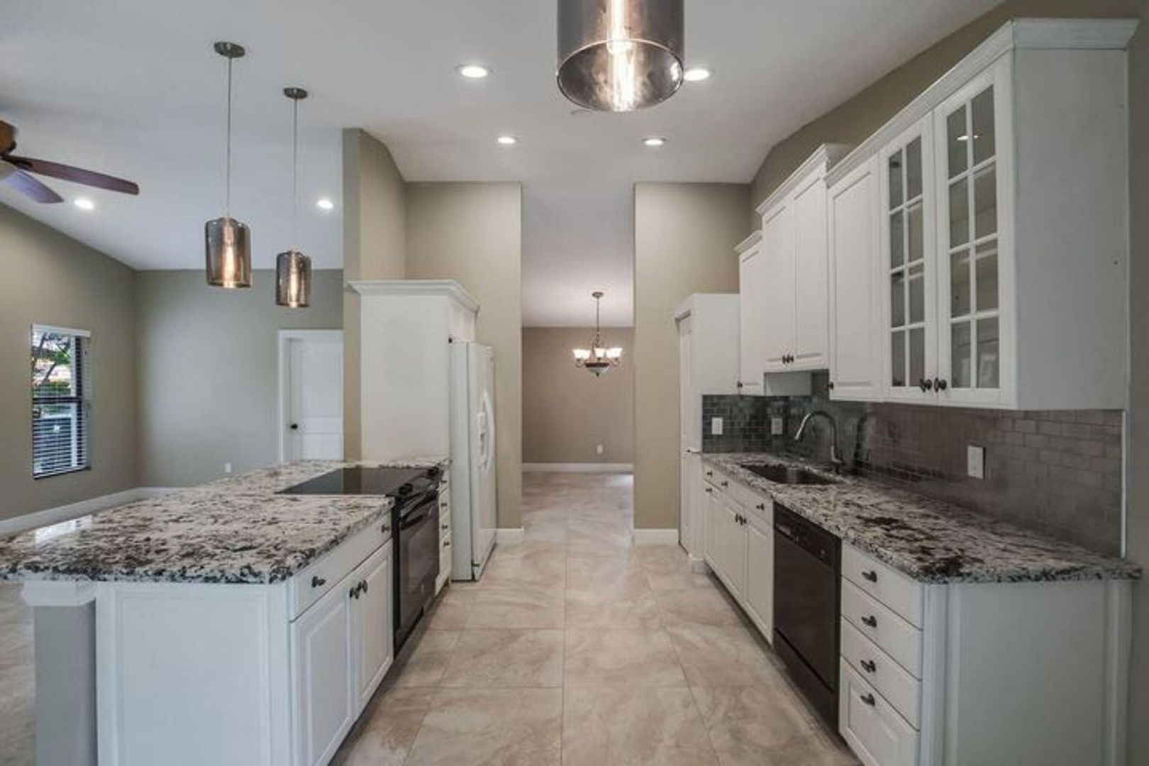 Wellington House: 2713 Yarmouth Drive