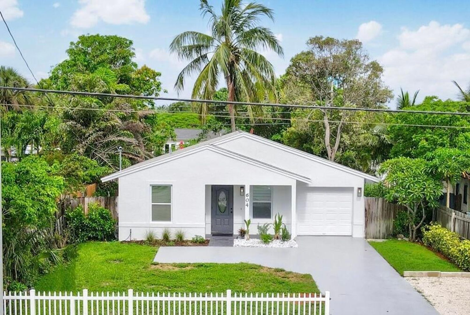 DELRAY BEACH House: 604 SE 4TH AVE