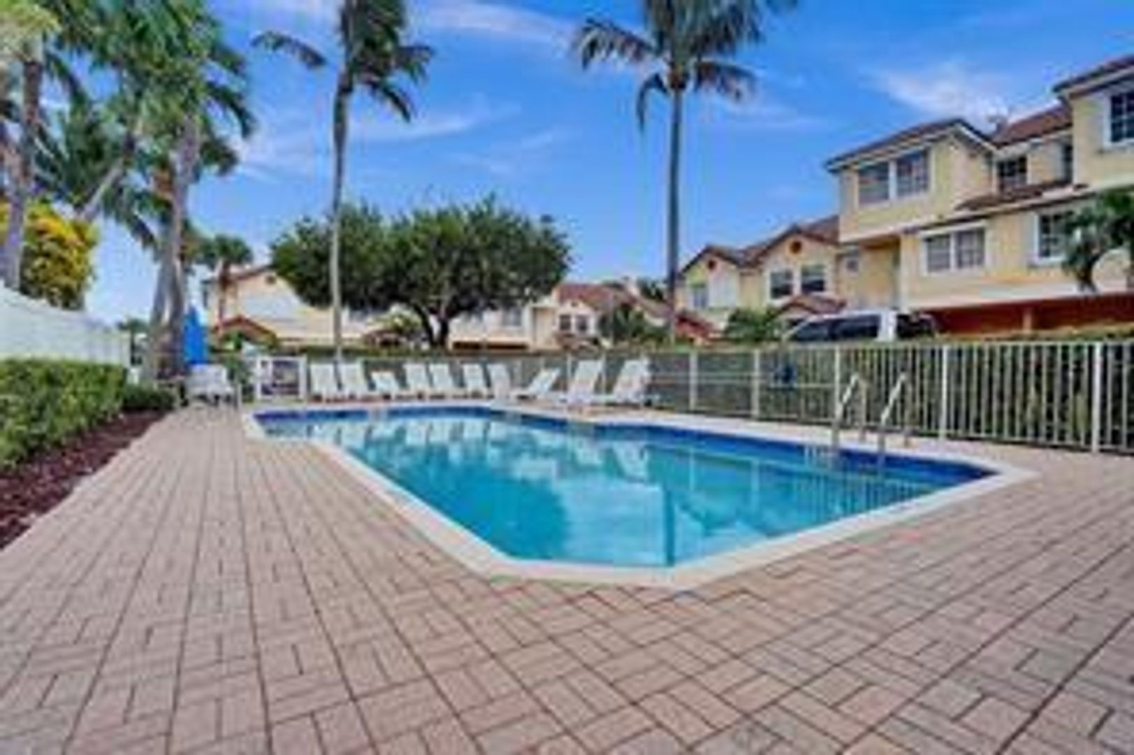 DEERFIELD BEACH House: 1962 NE 7TH ST APT #104