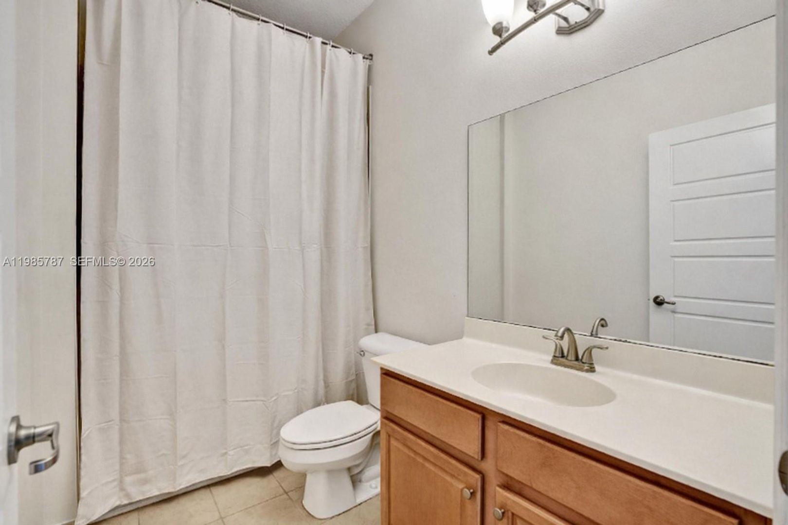 MIAMI House: 760 NE 193RD TER