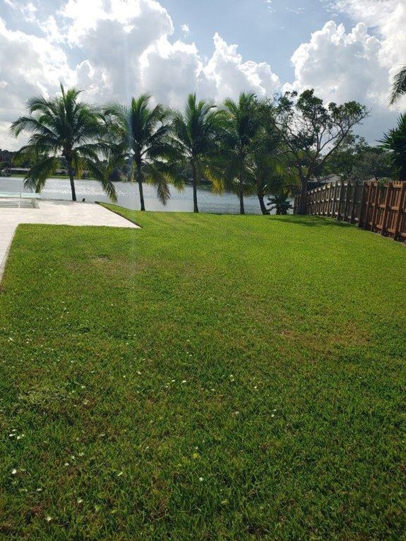 COCONUT CREEK House: 801 NW 49TH WAY #801