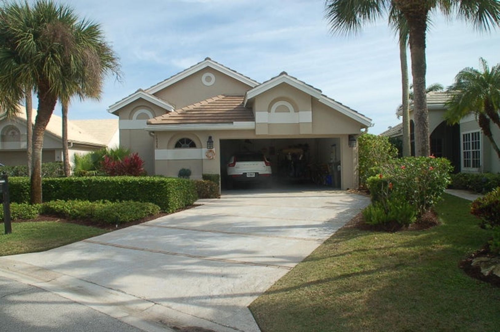 Jupiter House: 16450 Riverwind Drive