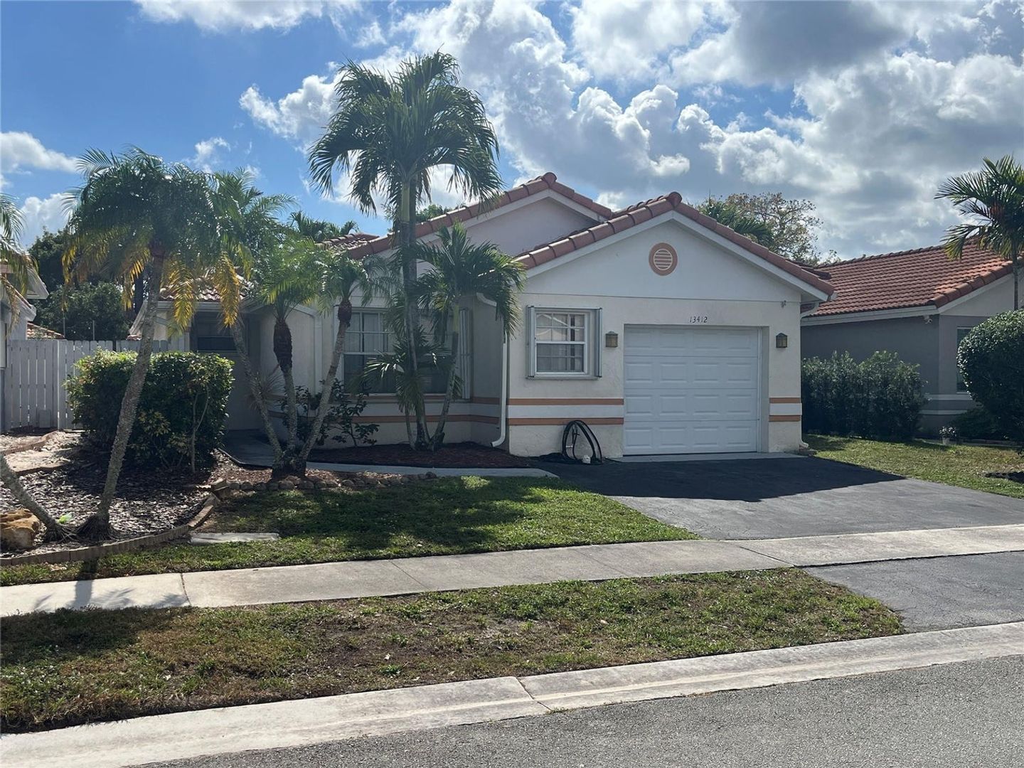 PLANTATION House: 13412 NW 5TH PL
