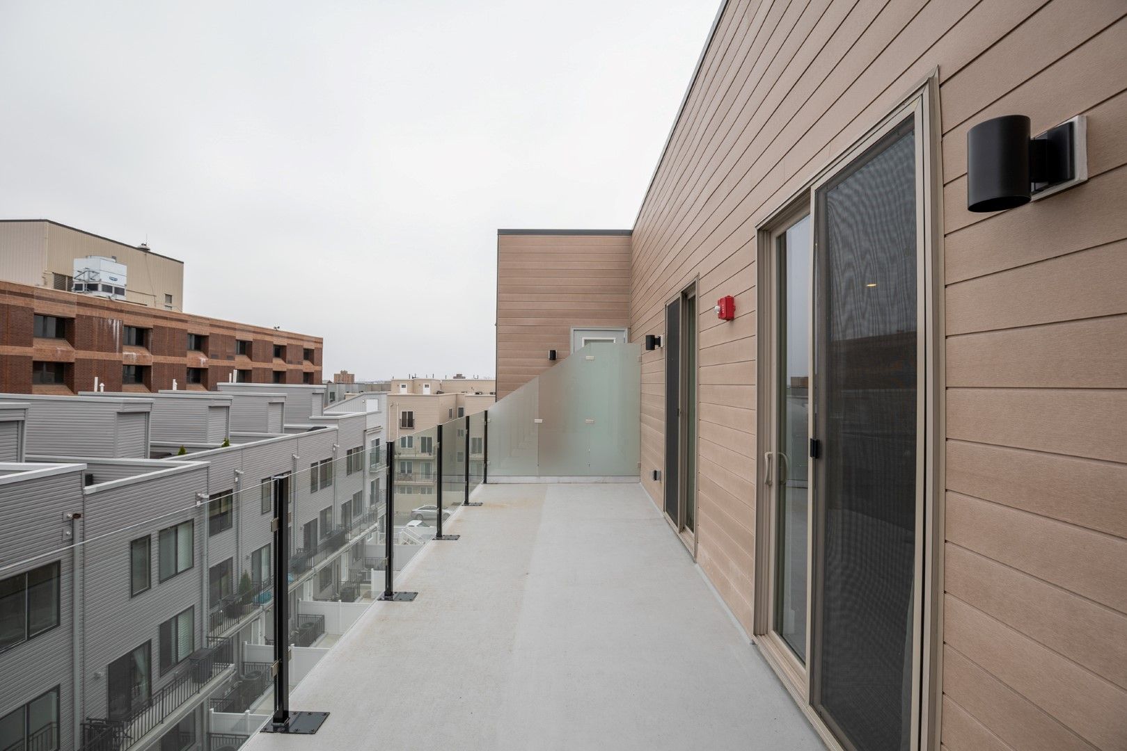 Philadelphia Apartment: 1617 Poplar Street