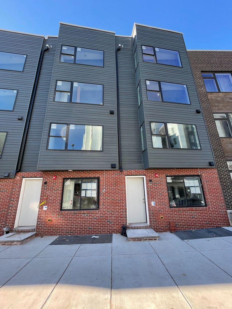 Philadelphia Apartment: 1412-16 Germantown Ave