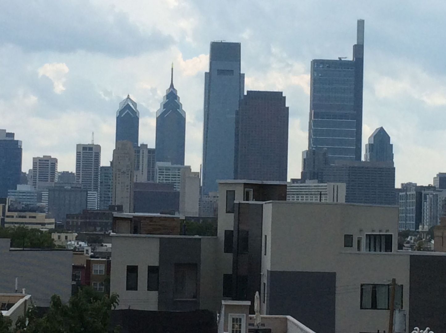 Philadelphia Apartment: 1617 Poplar Street