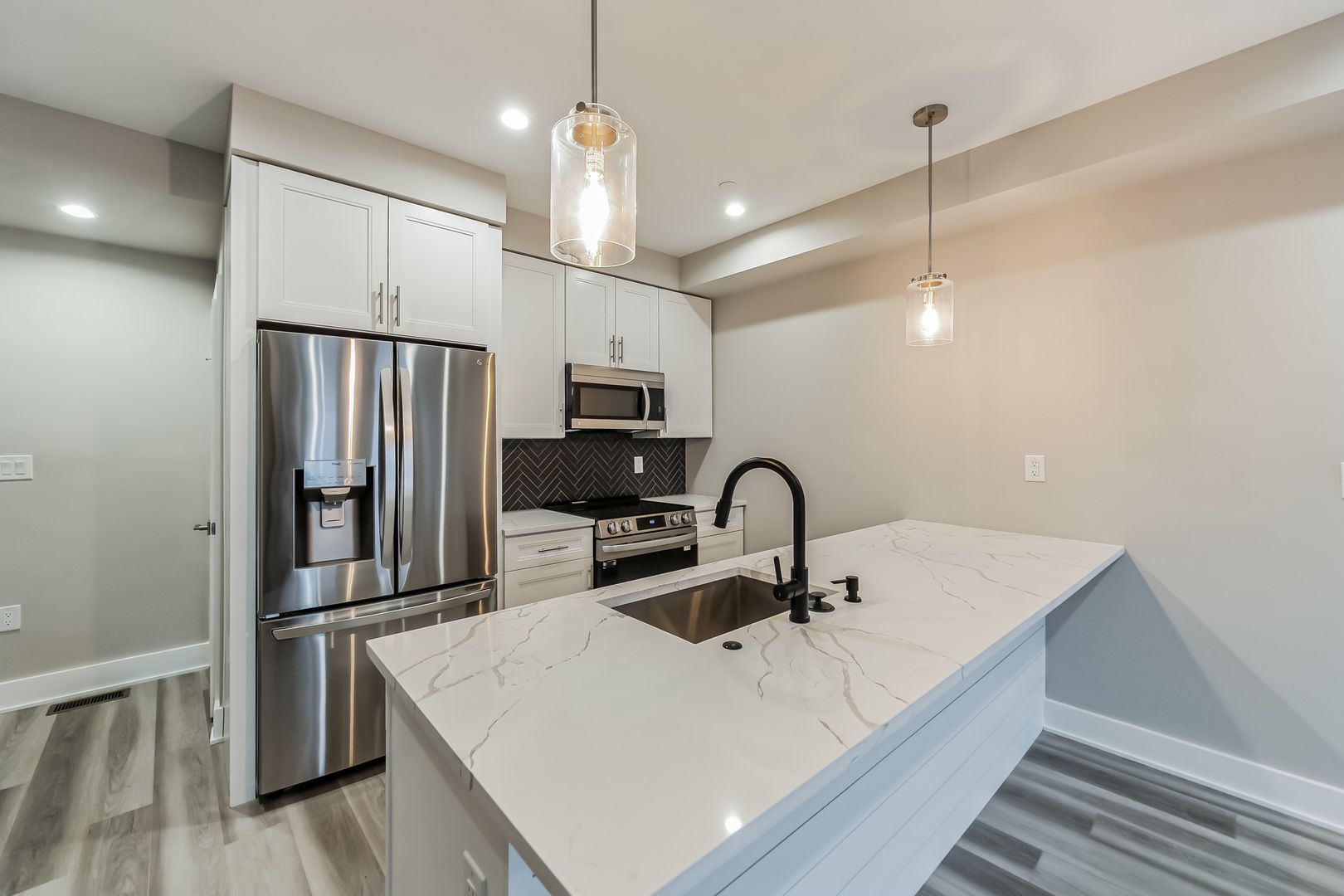 Philadelphia Apartment: 1827 N 5th Street