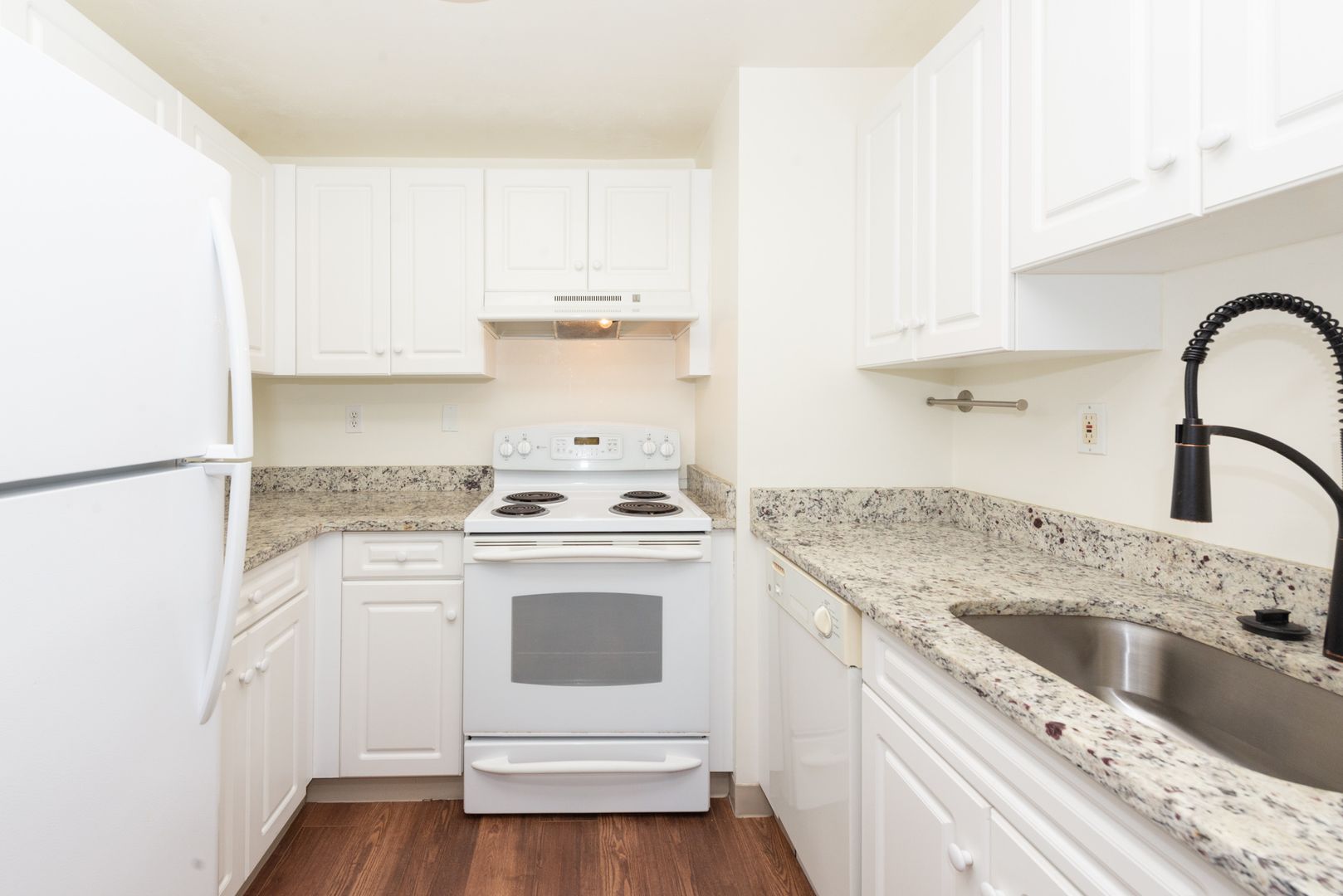 Hamden Apartment: 1199 Whitney Avenue