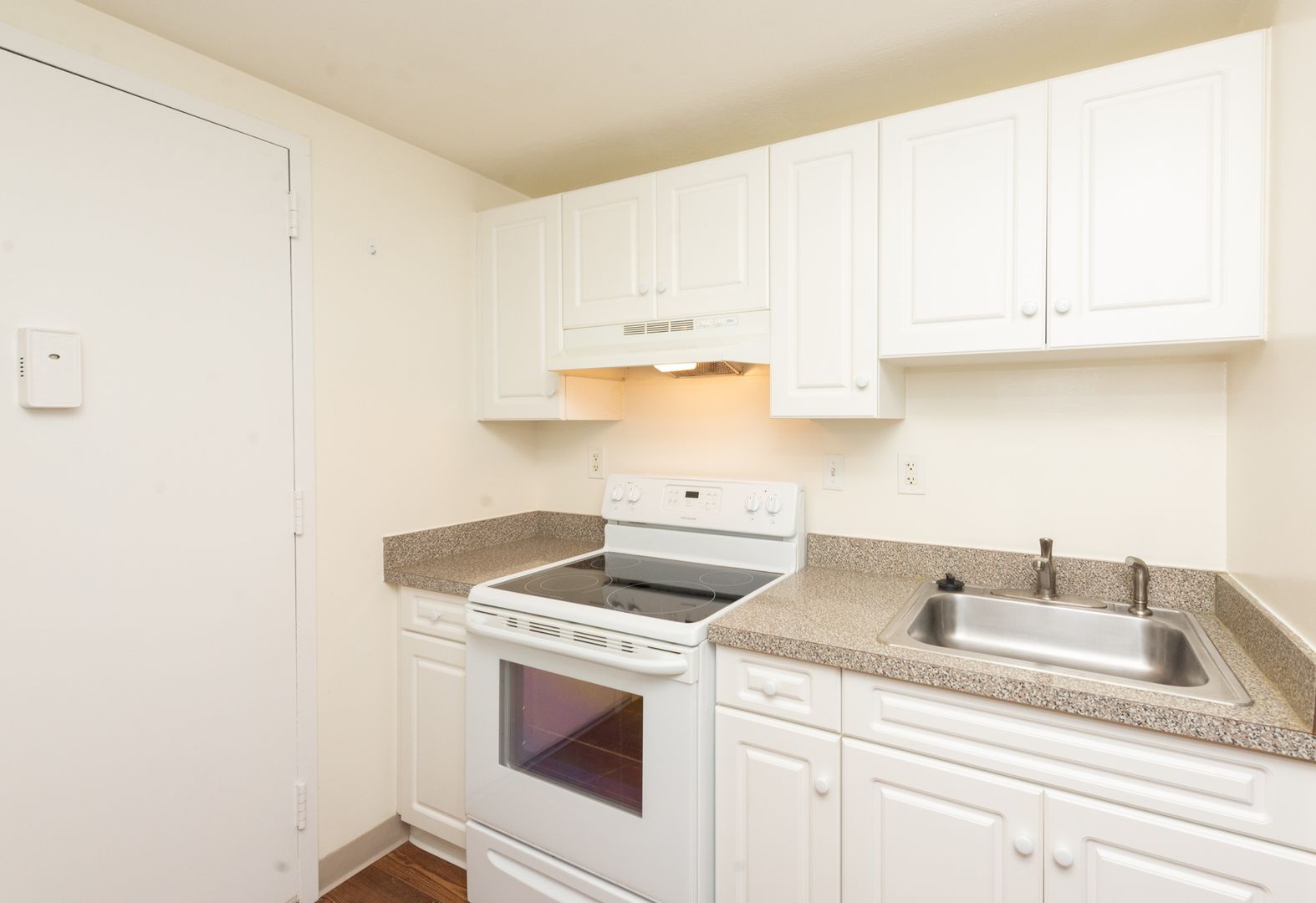 Hamden Apartment: 1199 Whitney Avenue