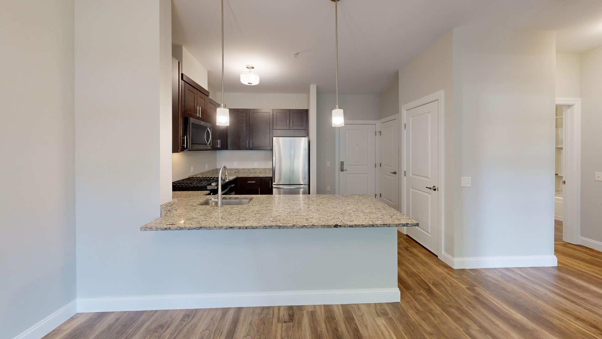 Hamden Apartment: 380 Mather St.