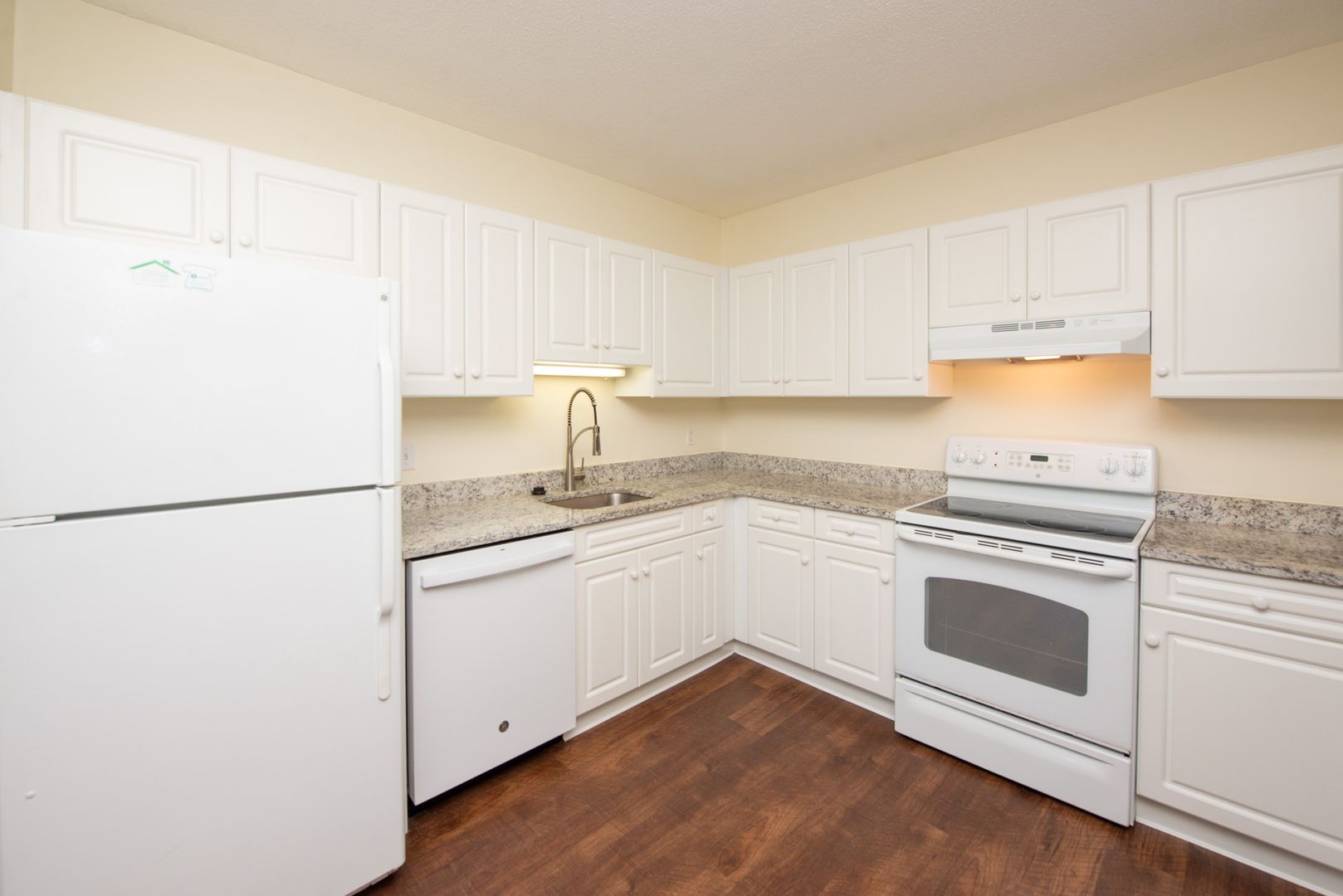 Hamden Apartment: 835-865 Mix Avenue