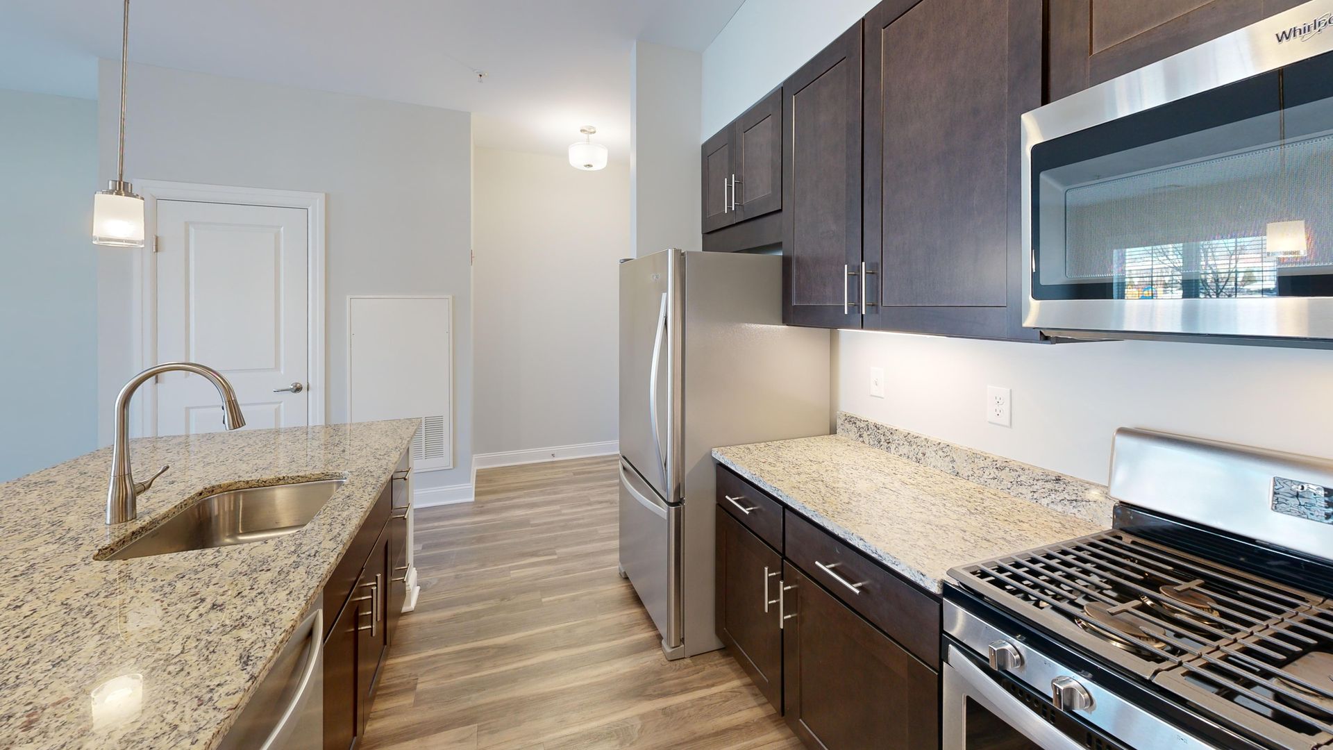 Hamden Apartment: 380 Mather St.