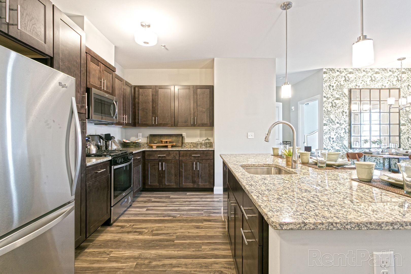 Hamden Apartment: 380 Mather St.