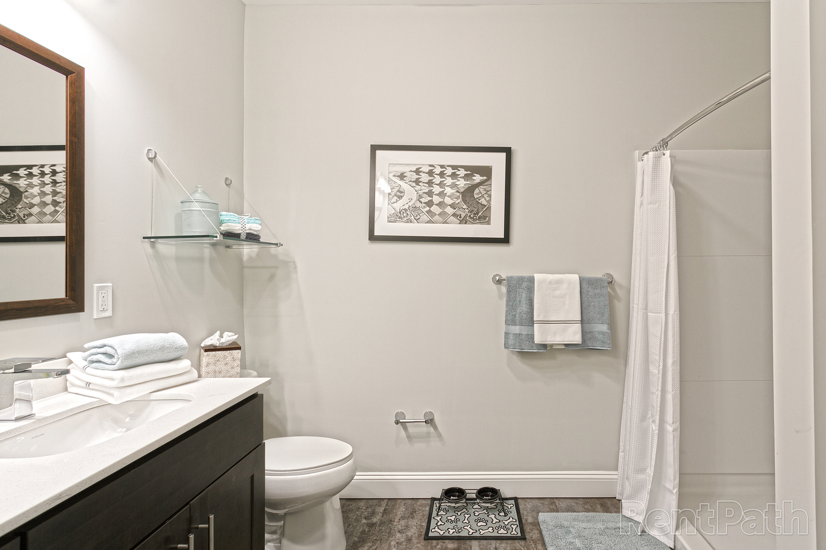 Hamden Apartment: 380 Mather St.