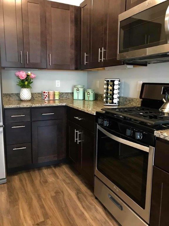 Hamden Apartment: 380 Mather St.