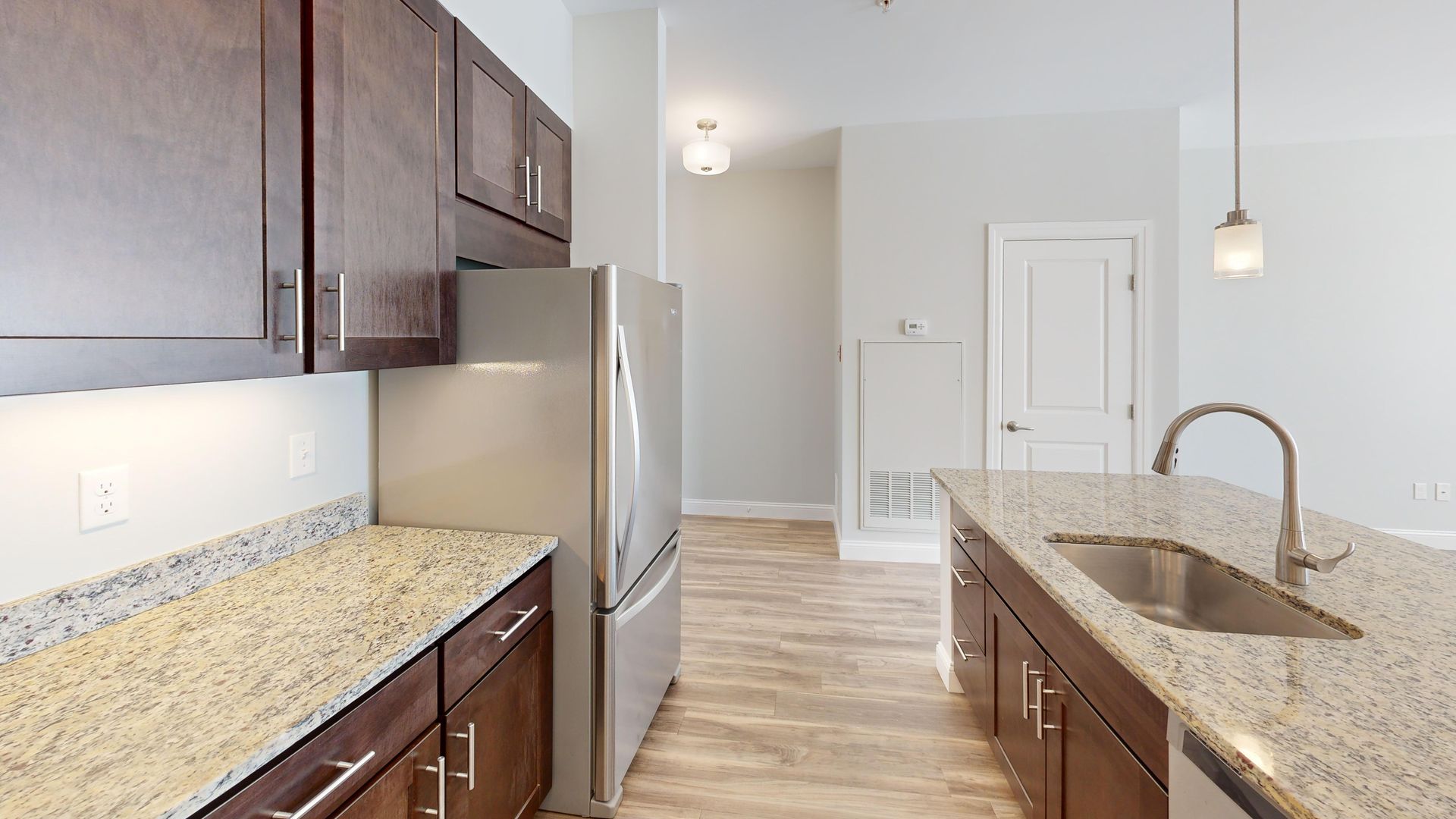 Hamden Apartment: 380 Mather St.