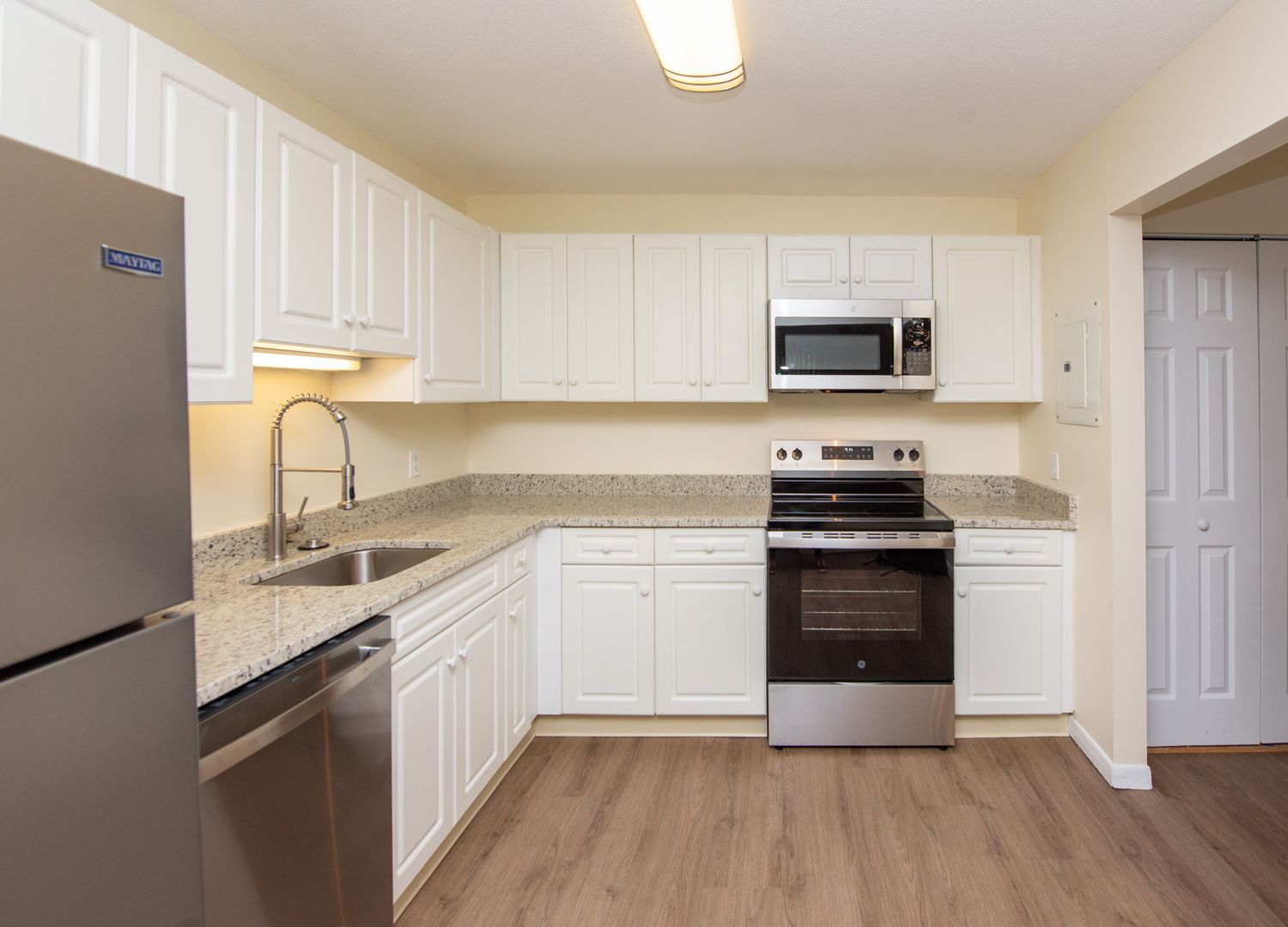 Hamden Apartment: 835-865 Mix Avenue