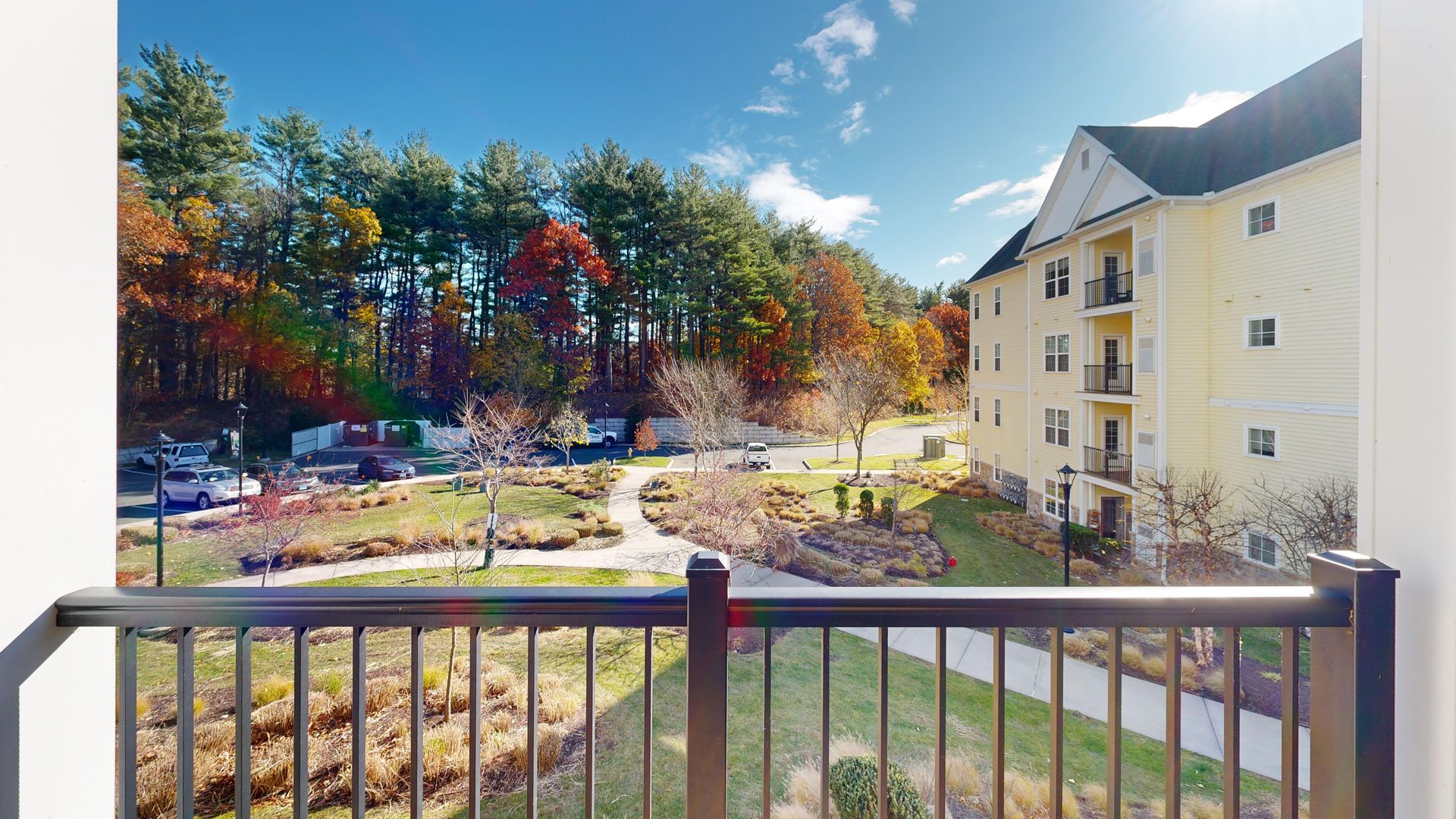 Hamden Apartment: 380 Mather St.