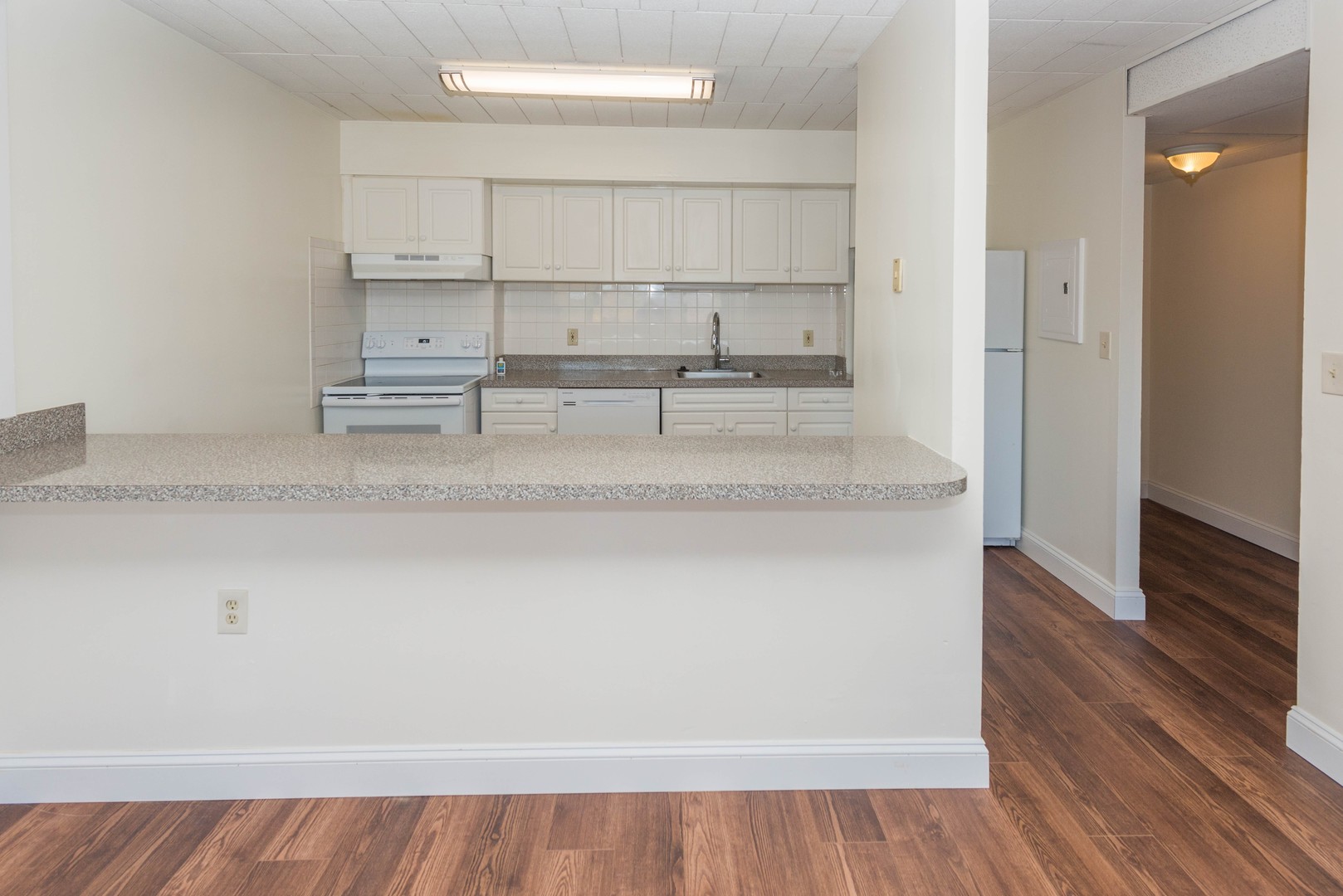 Hamden Apartment: 2405 Whitney Avenue