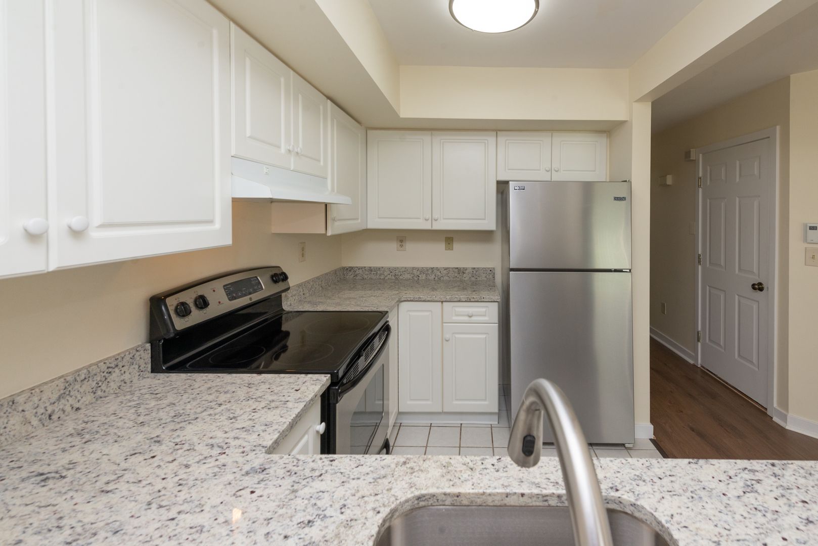 North Haven Apartment: 1298 Hartford Turnpike
