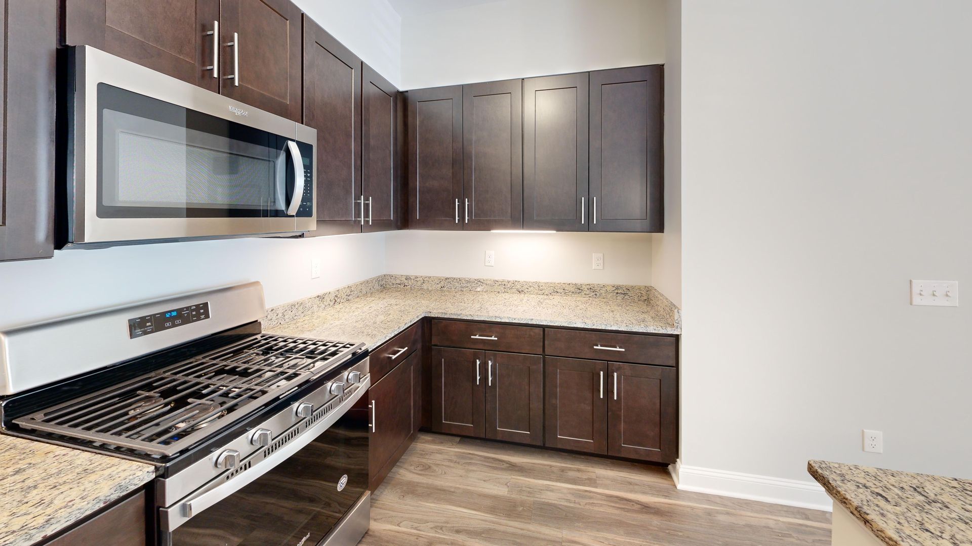 Hamden Apartment: 380 Mather St.