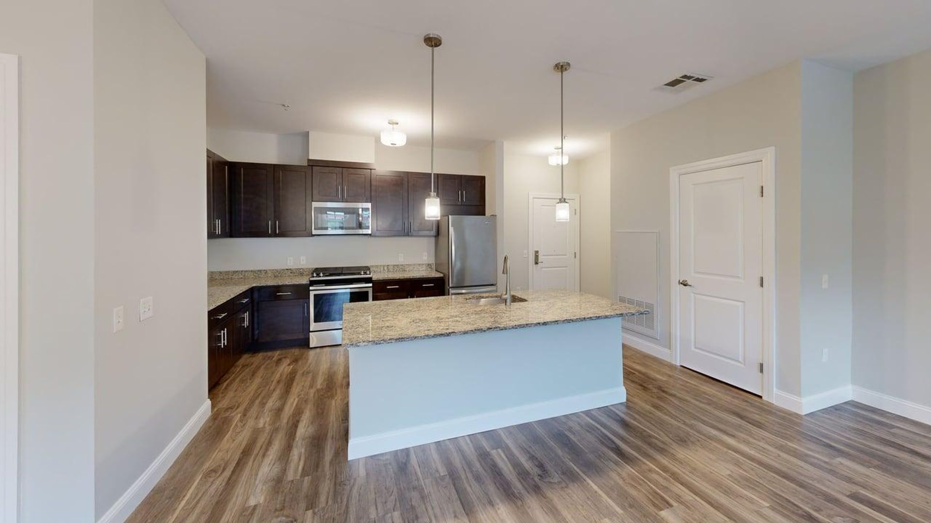 Hamden Apartment: 380 Mather St.