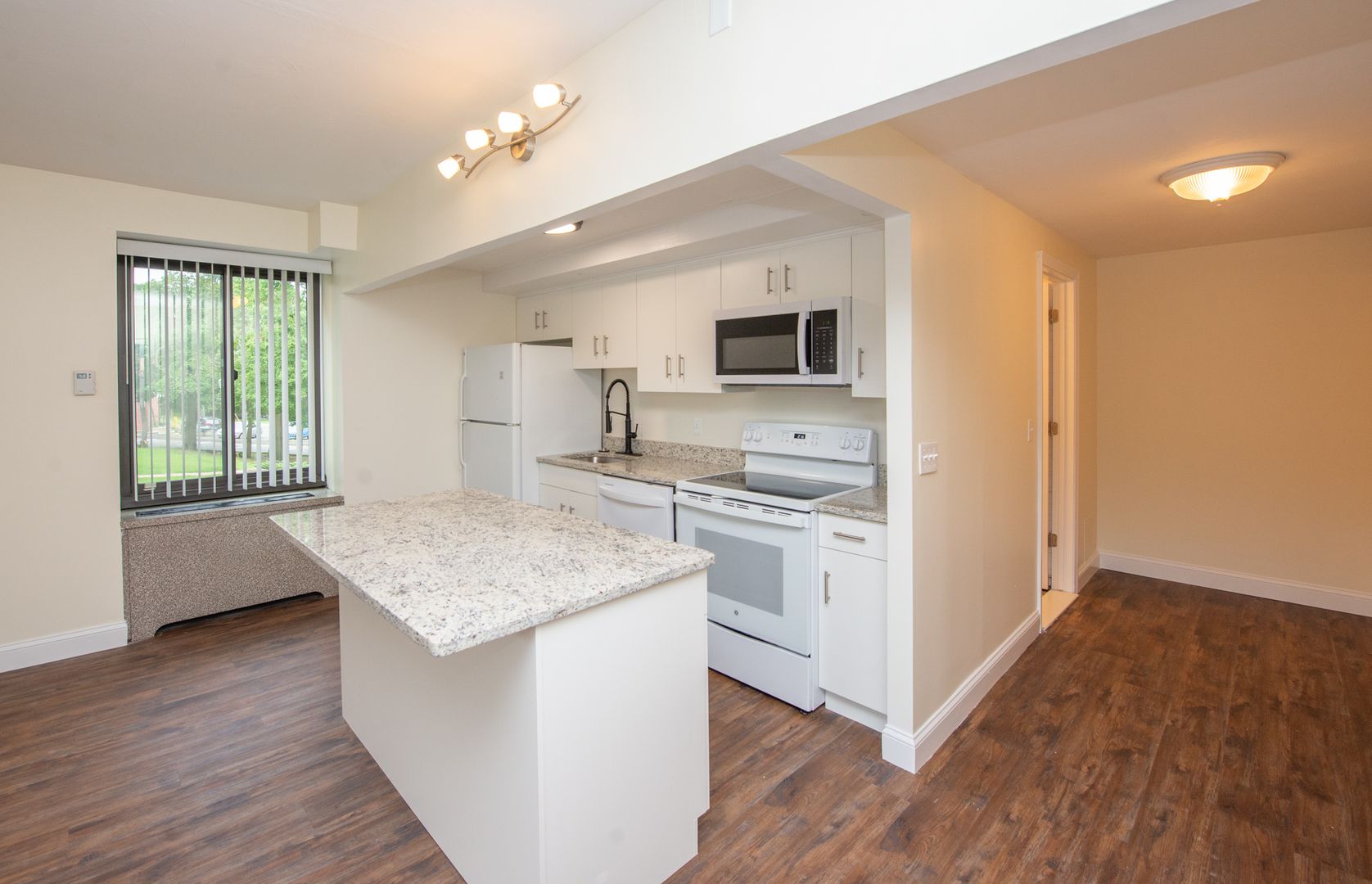 Hamden Apartment: 1199 Whitney Avenue