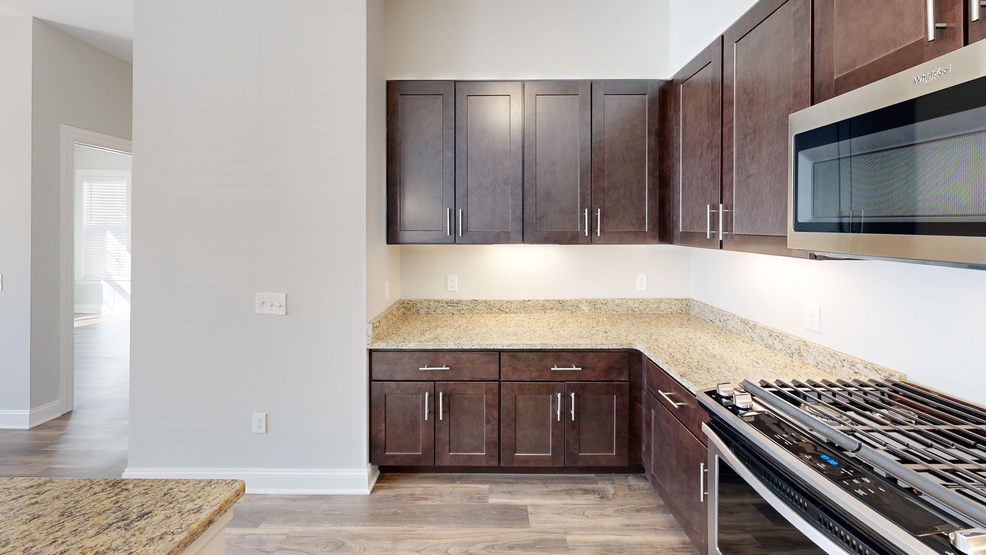 Hamden Apartment: 380 Mather St.