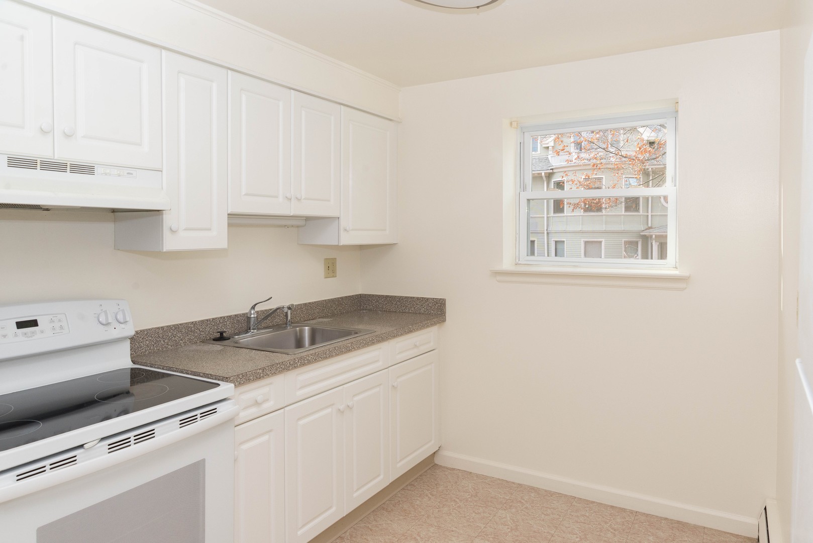 New Haven Apartment: 750 Whitney Avenue