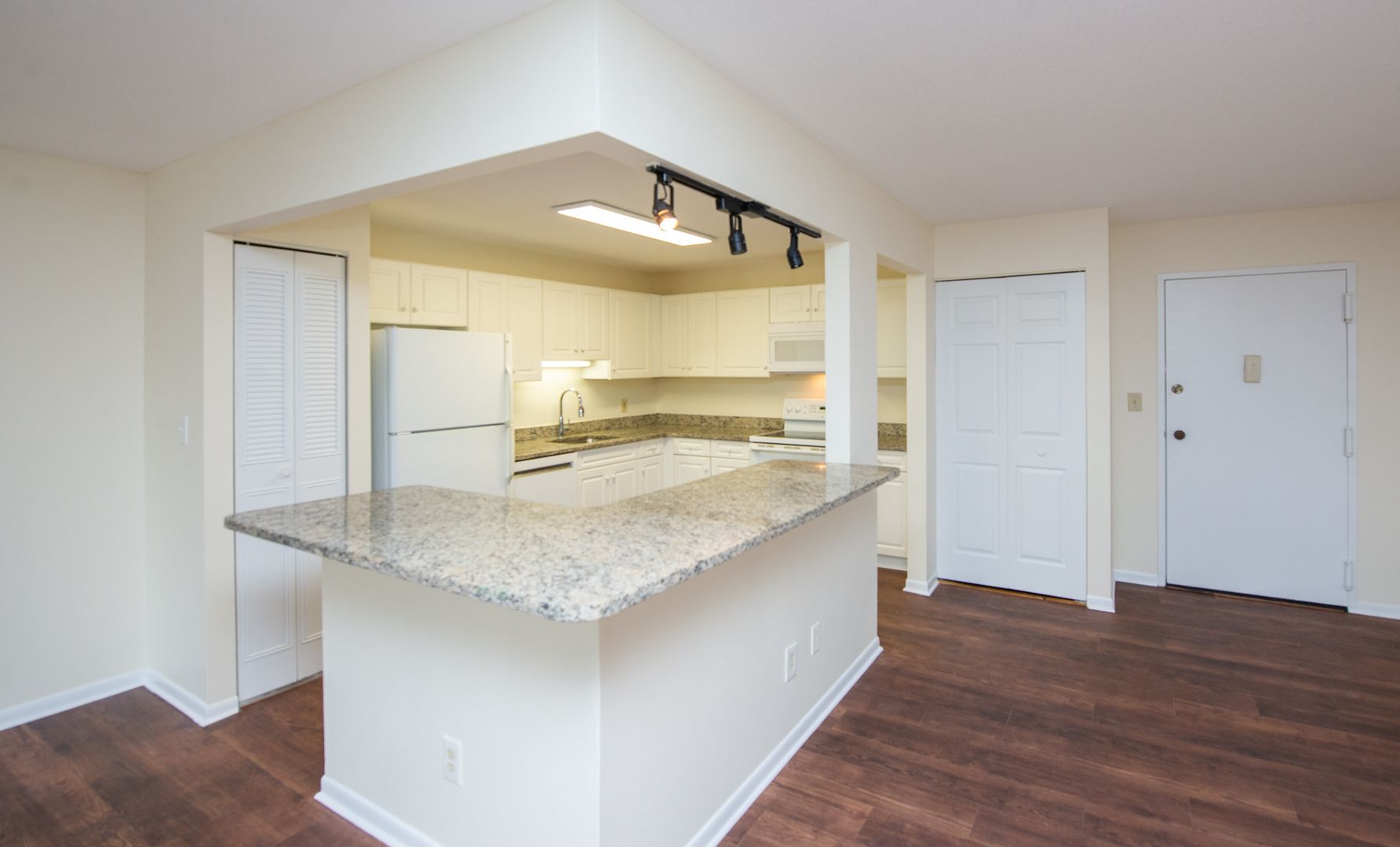Hamden Apartment: 835-865 Mix Avenue