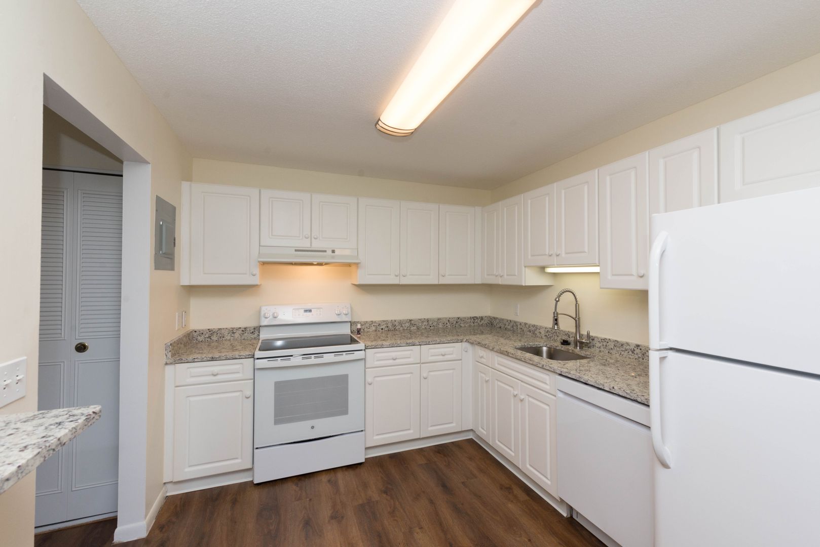 Hamden Apartment: 835-865 Mix Avenue