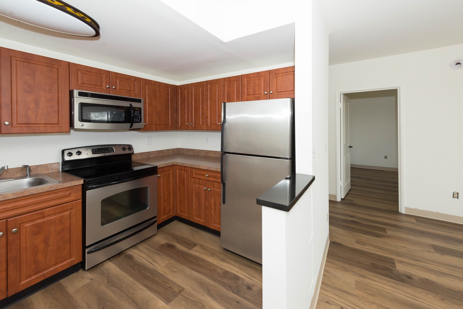 Hamden Apartment: 1199 Whitney Avenue