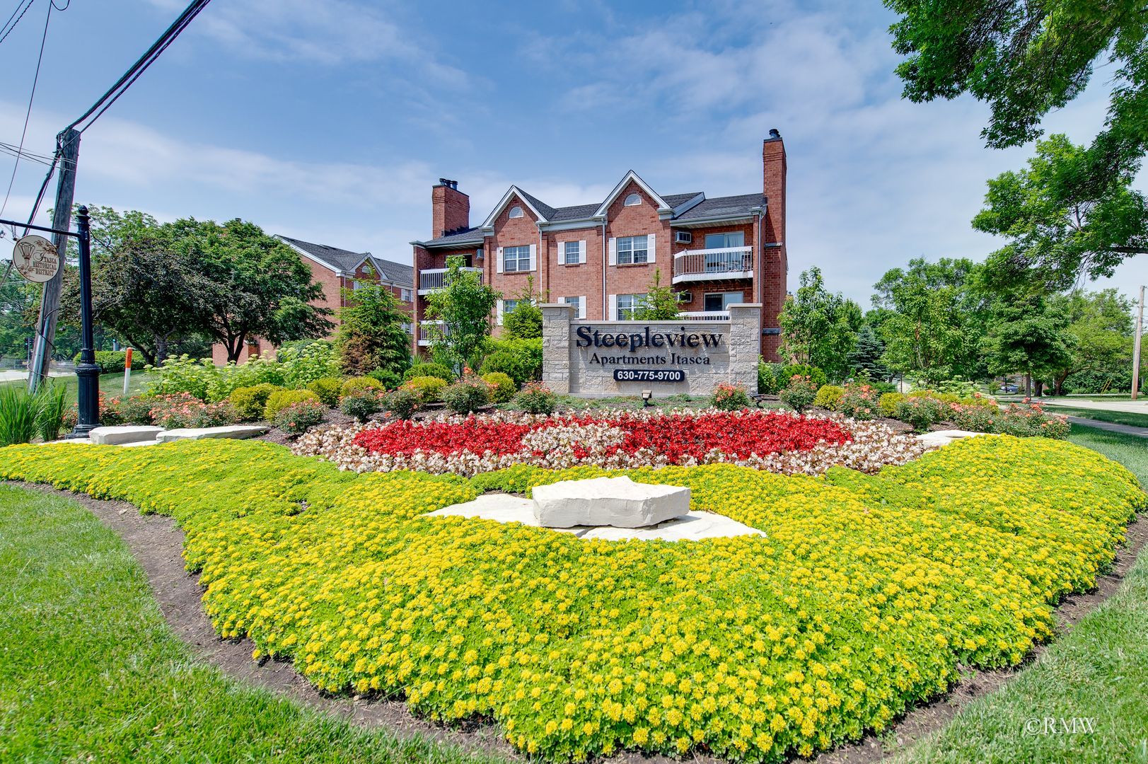 Itasca Apartment: 220-248 S. Rush Street