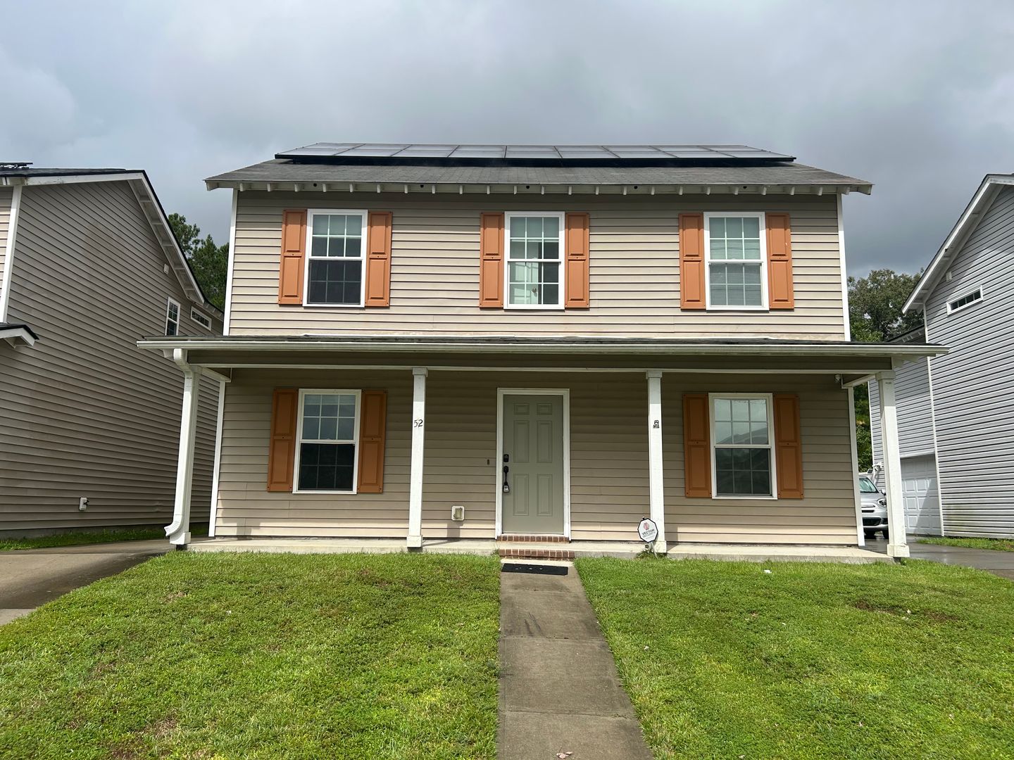 Savannah House: 52 Ristona Drive