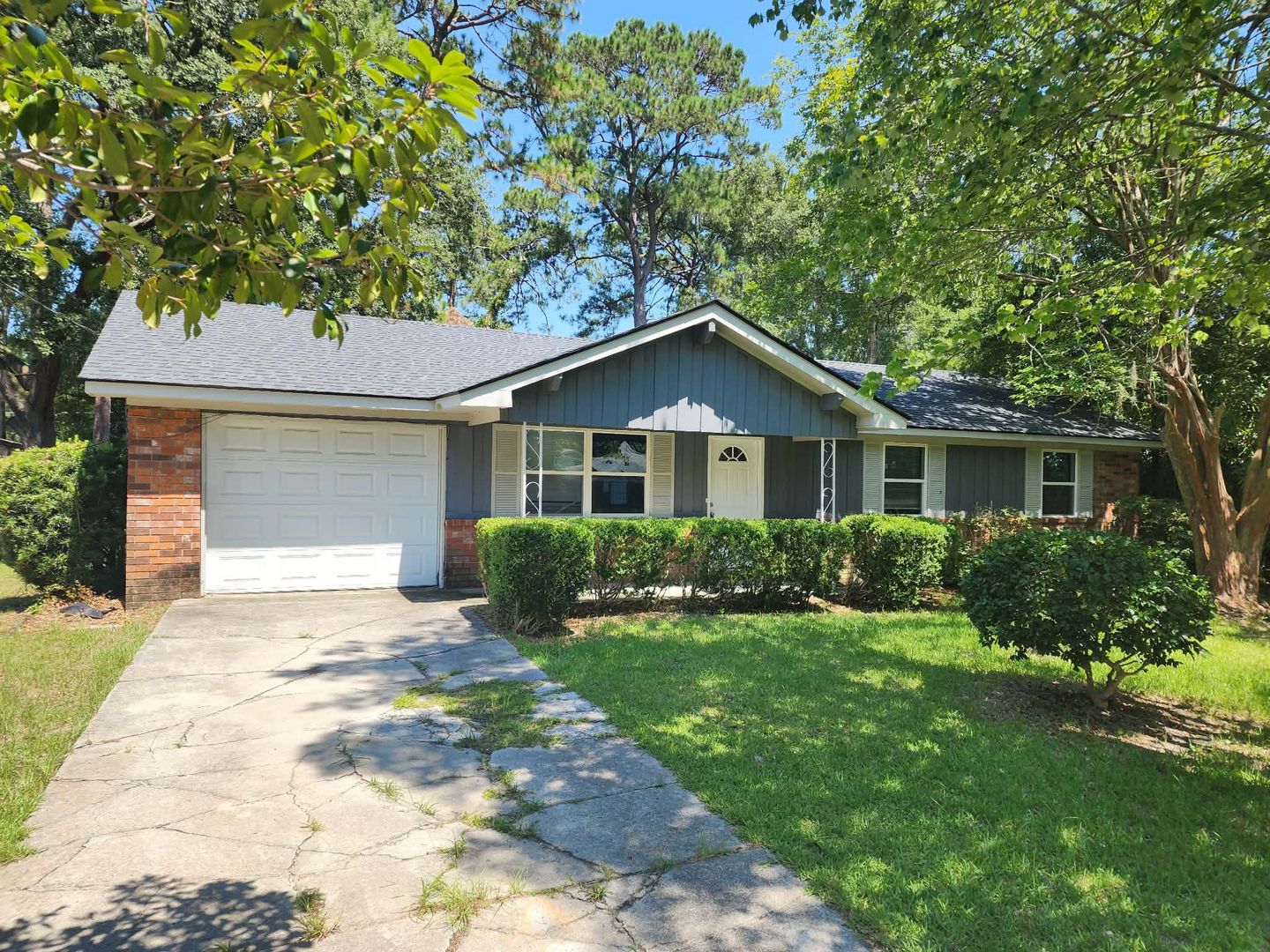 Savannah House: 1336 Whitefield Park Drive