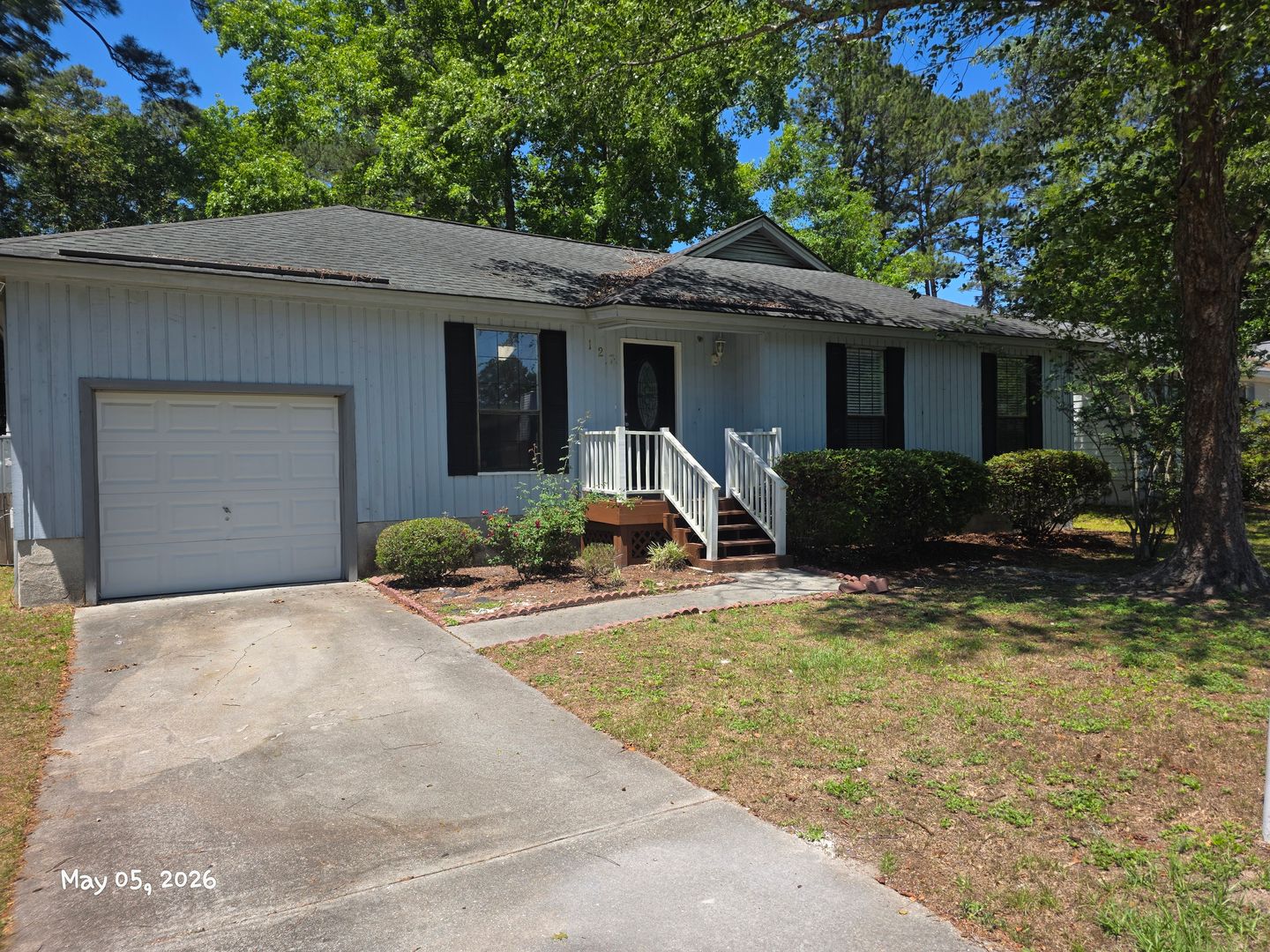 savannah House: 127 Stockbridge Drive