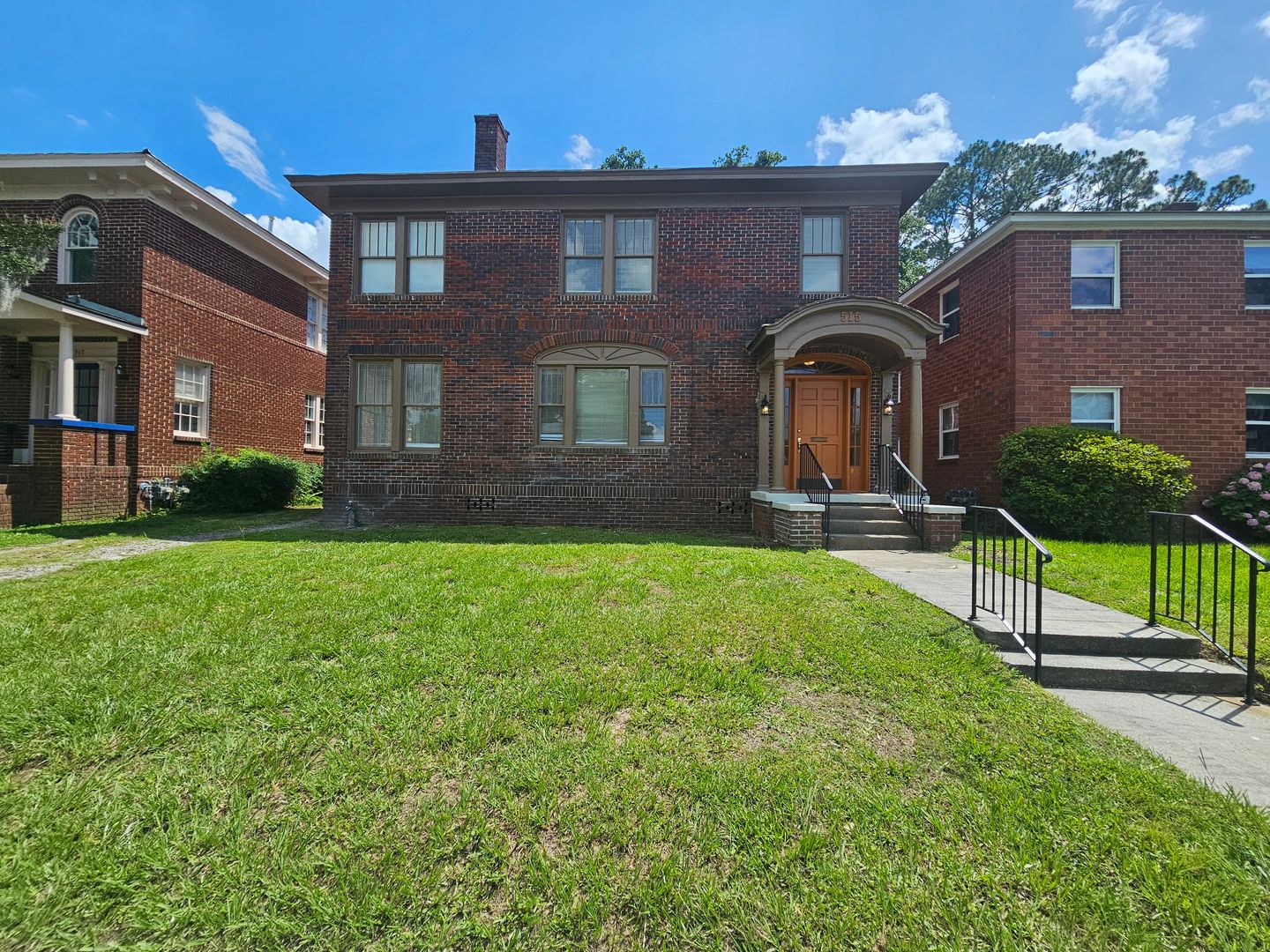 Savannah Multiplex: 515 E 49th St A