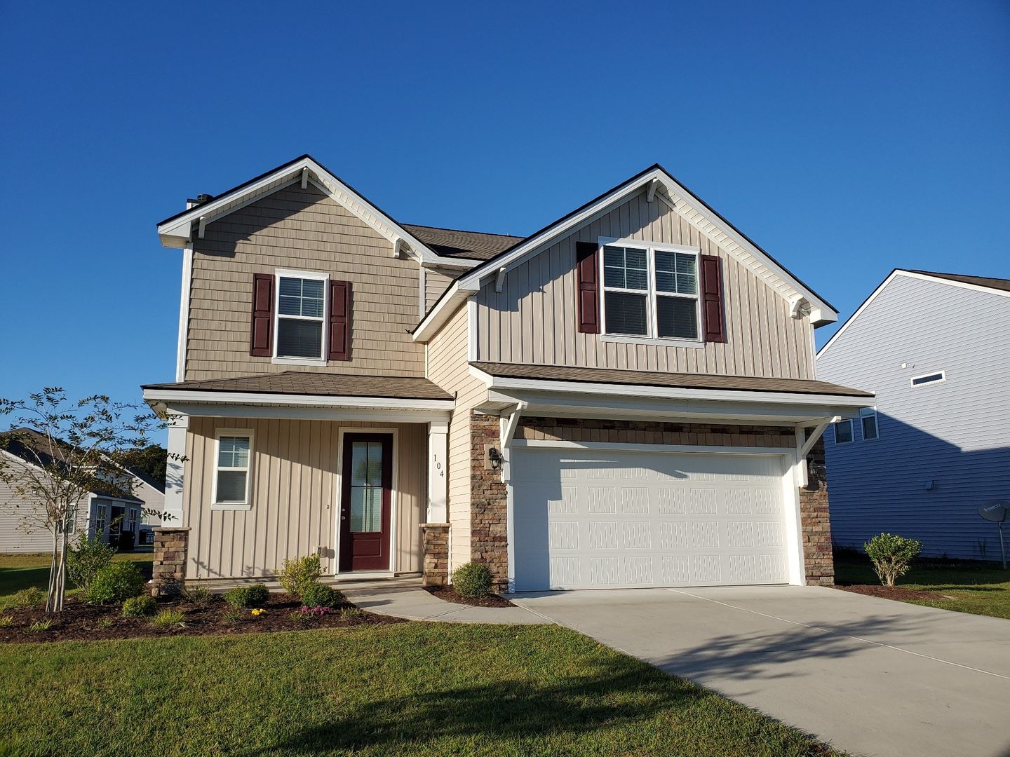 Savannah House: 104 Bushwood Rd